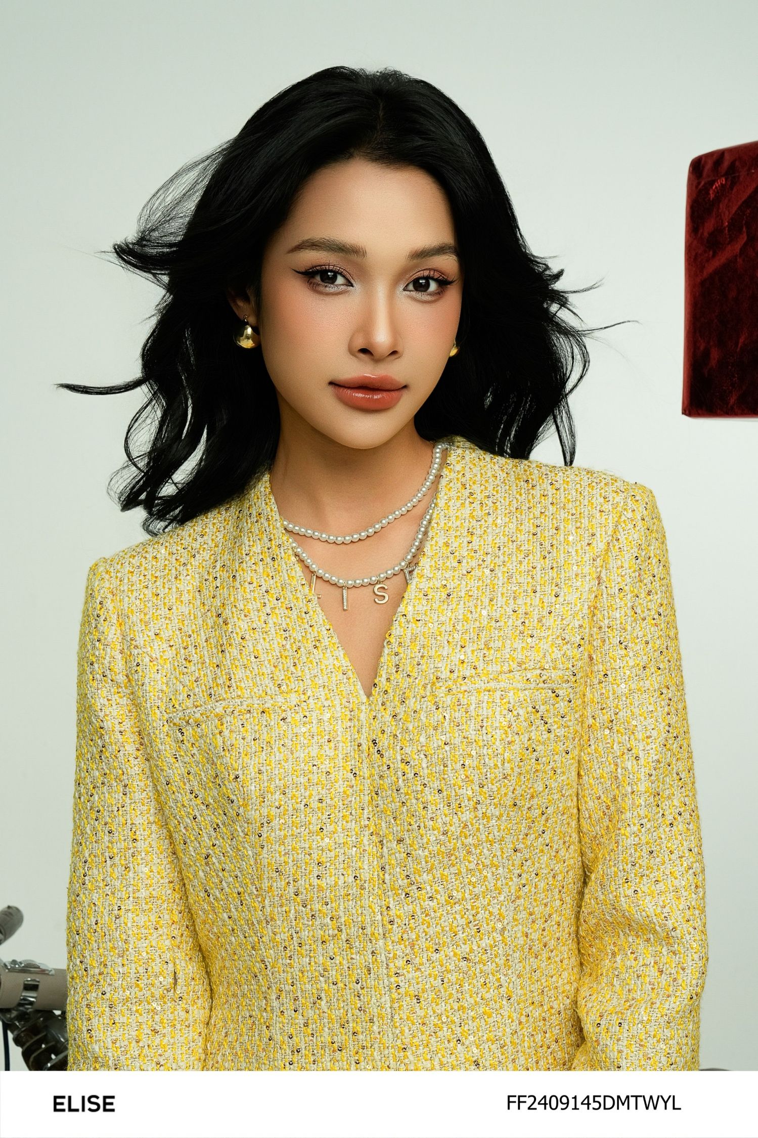 ĐẦM TWEED VÀNG KIM SA CỔ V