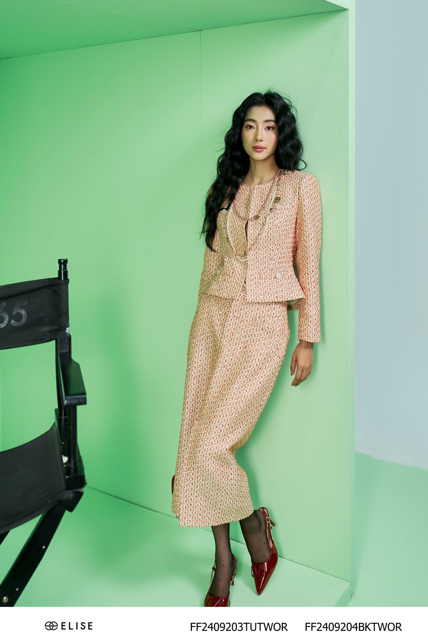 JUPE TWEED CAM NỀN BE KT XẺ TRƯỚC