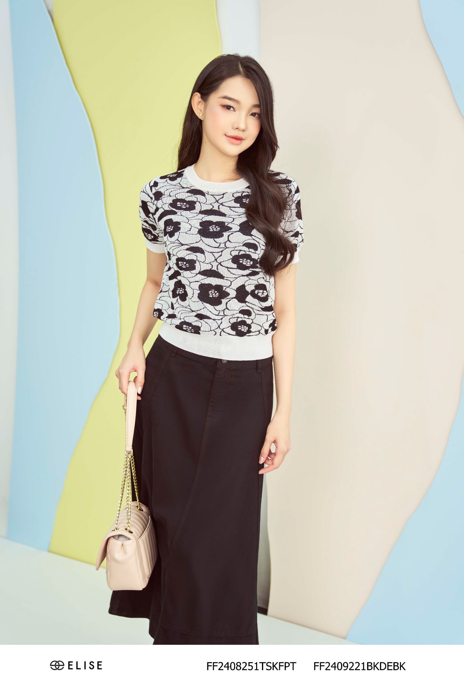 CHÂN VÁY JEANS ĐEN XÒE ĐÁP GẤU