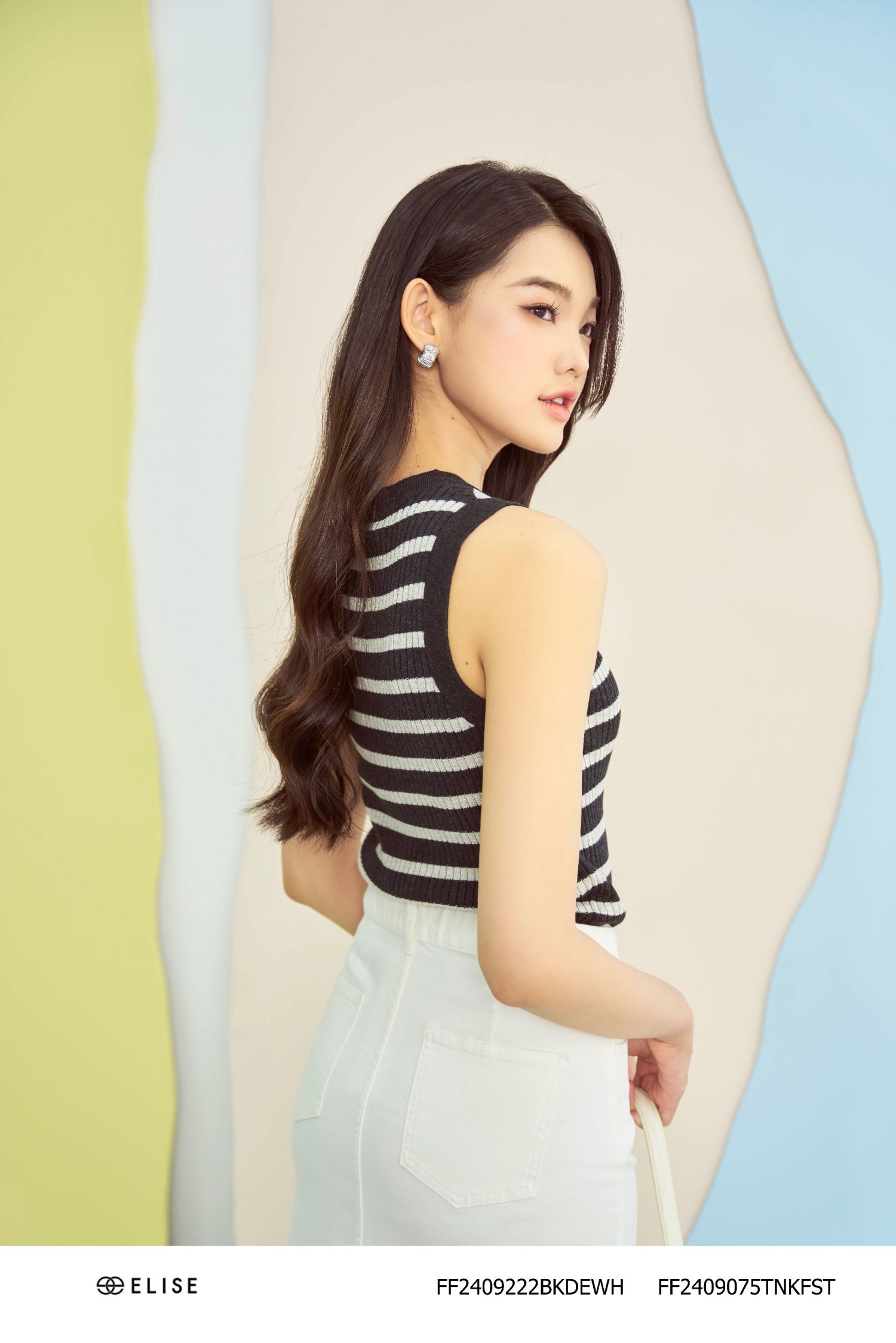 CHÂN VÁY JEANS TRẮNG CÚC TRƯỚC