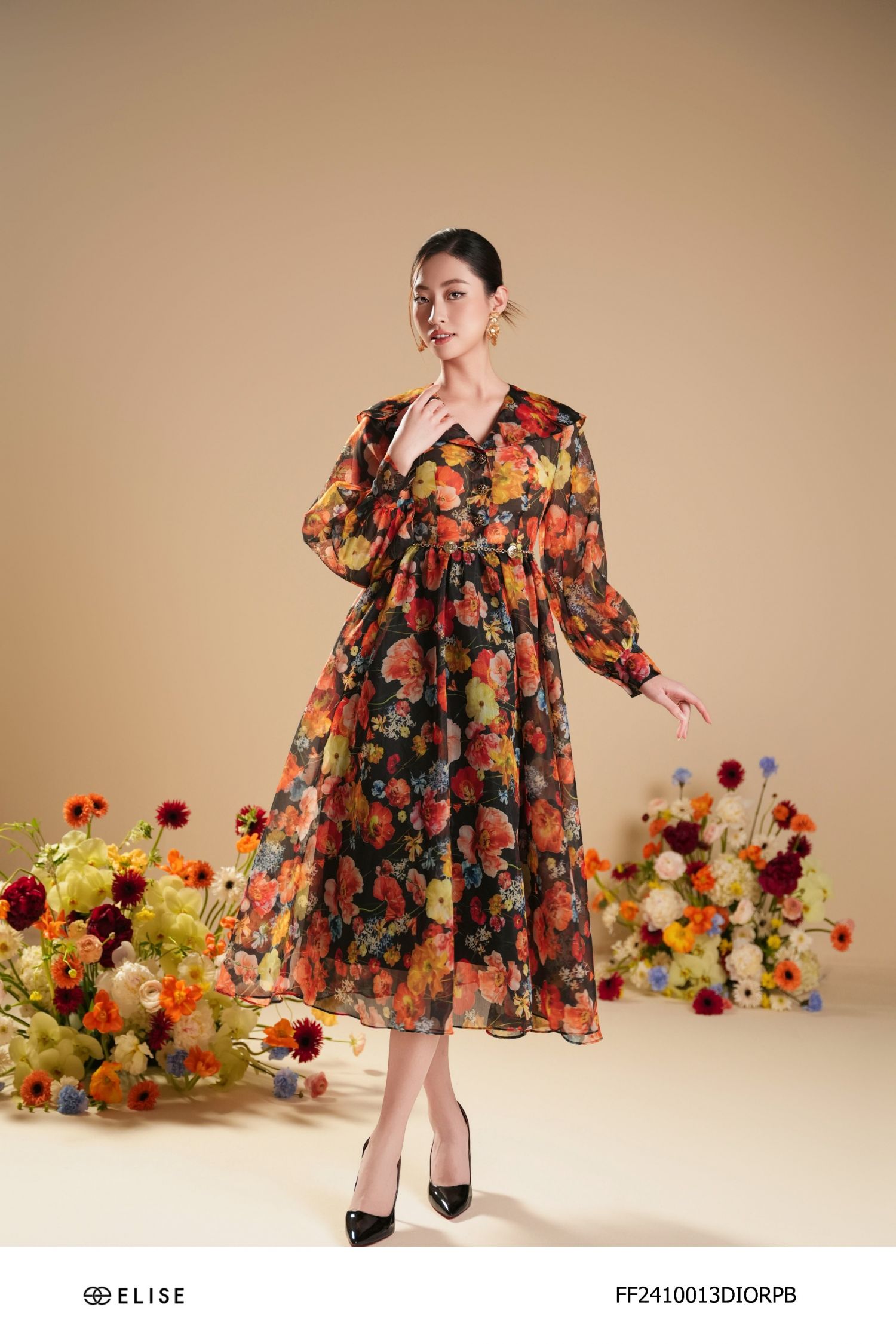 ĐẦM TƠ HOA NỀN ĐEN CỔ QUEEN