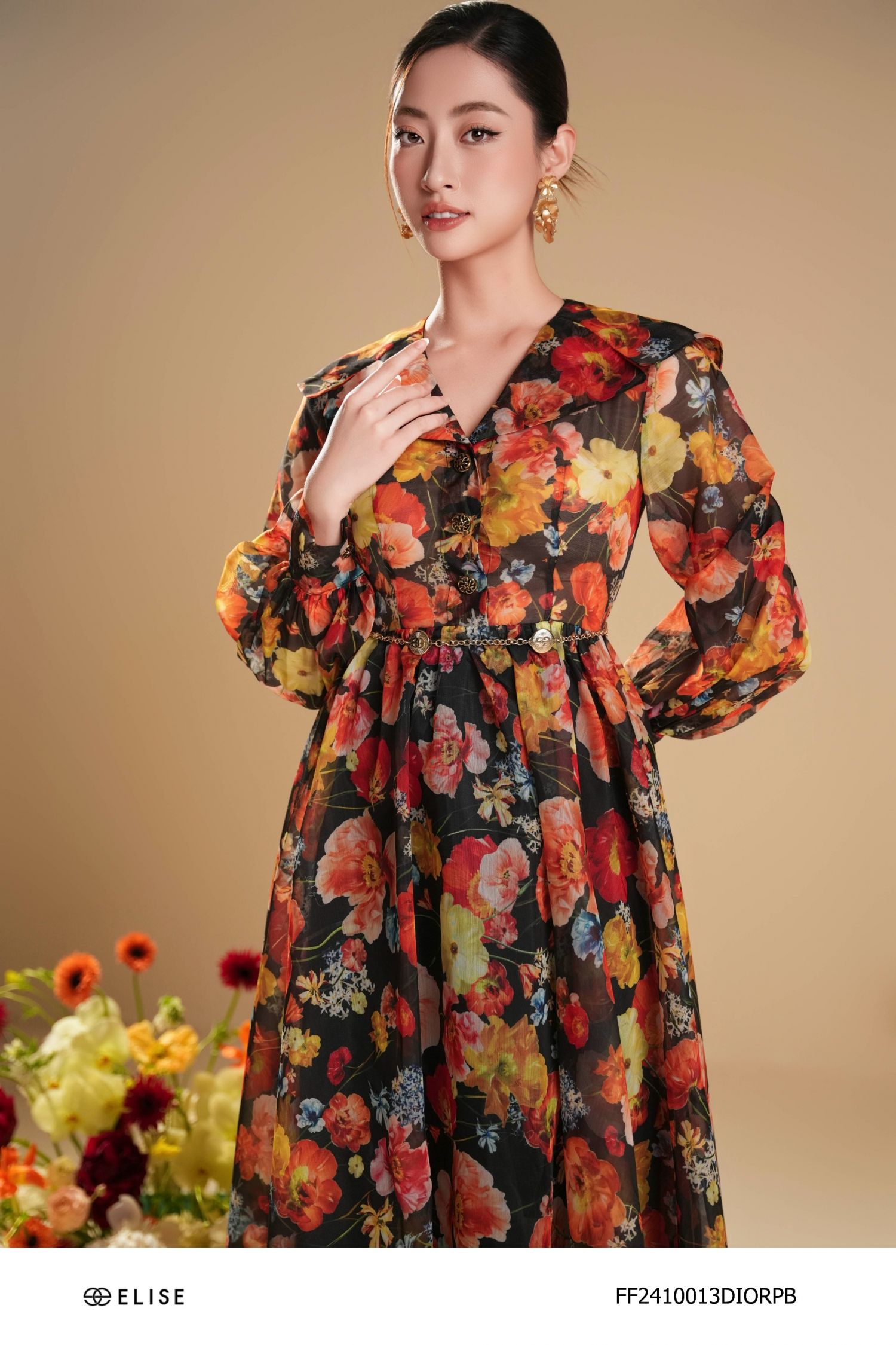ĐẦM TƠ HOA NỀN ĐEN CỔ QUEEN