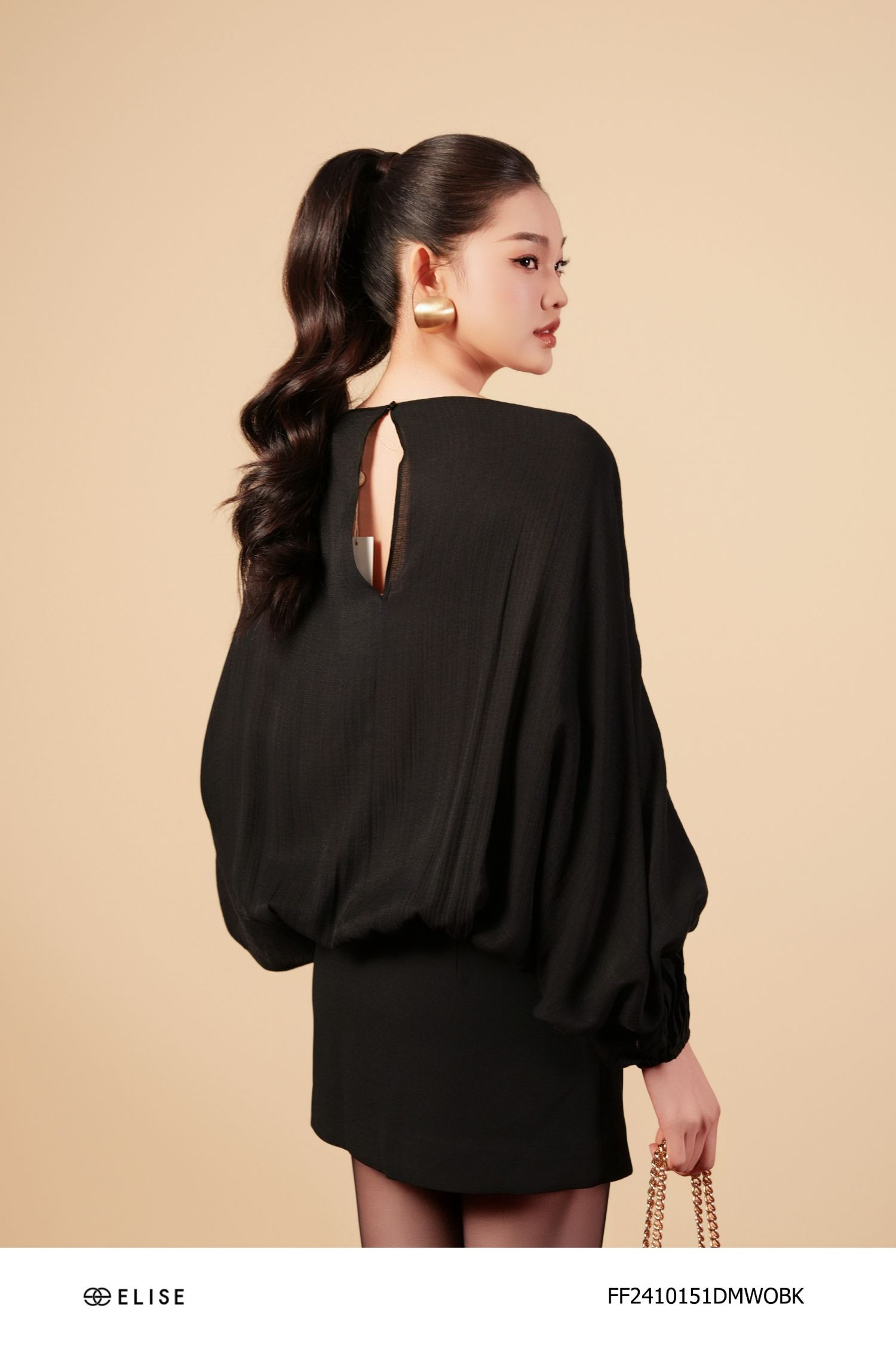 ĐẦM ĐEN NGẮN TAY BOM