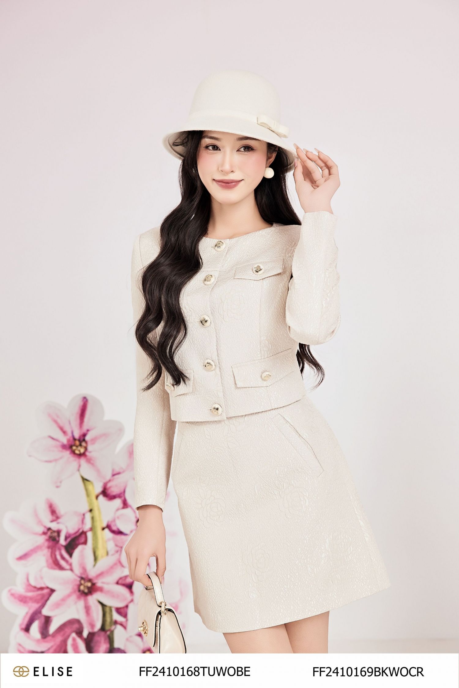 VEST XỐP BE HOA NỔI TO ỐP NẮP TÚI