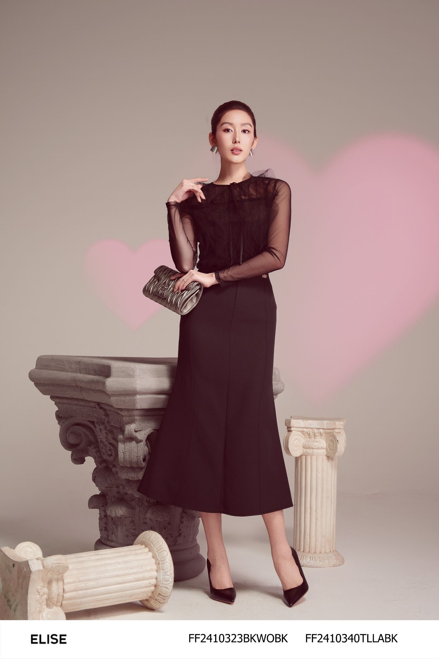 JUPE ĐEN ĐUÔI CÁ CẠP ĐÍNH THANH LOGO