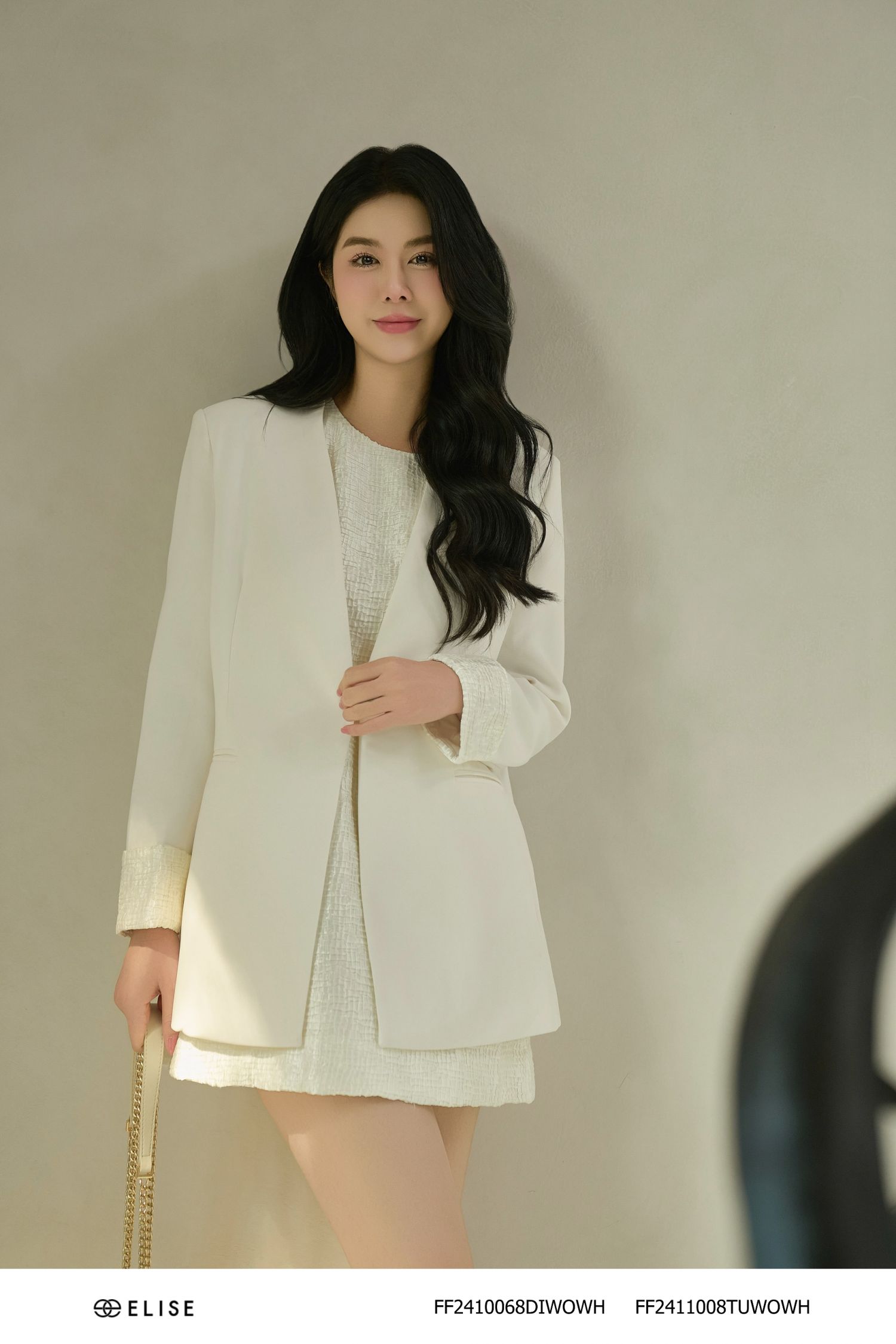 VEST TRẮNG PHỐI TAY