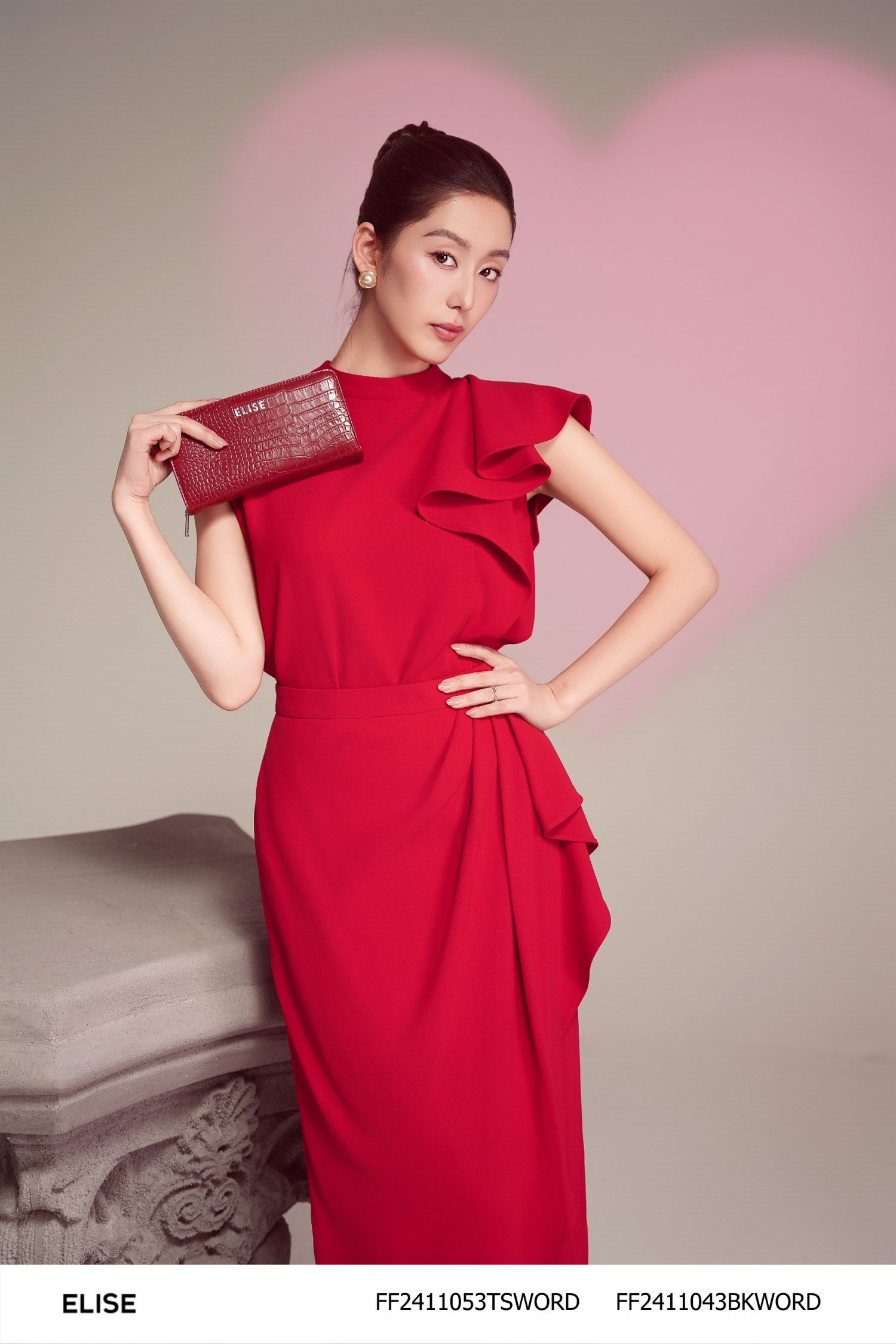 JUPE ĐỎ PHỦ VẠT BÈO