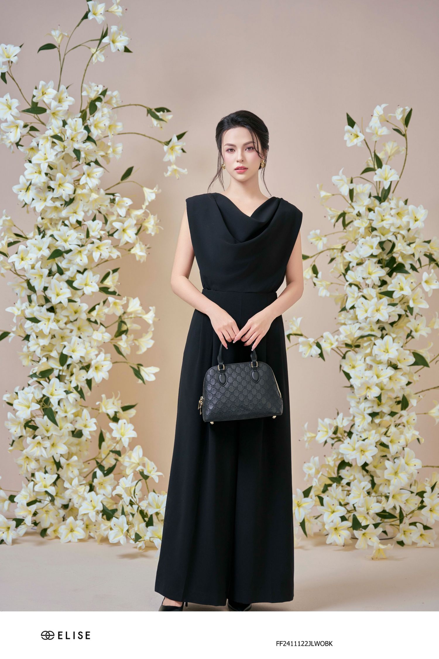 JUMPSUIT DÀI ĐEN CỔ ĐỔ