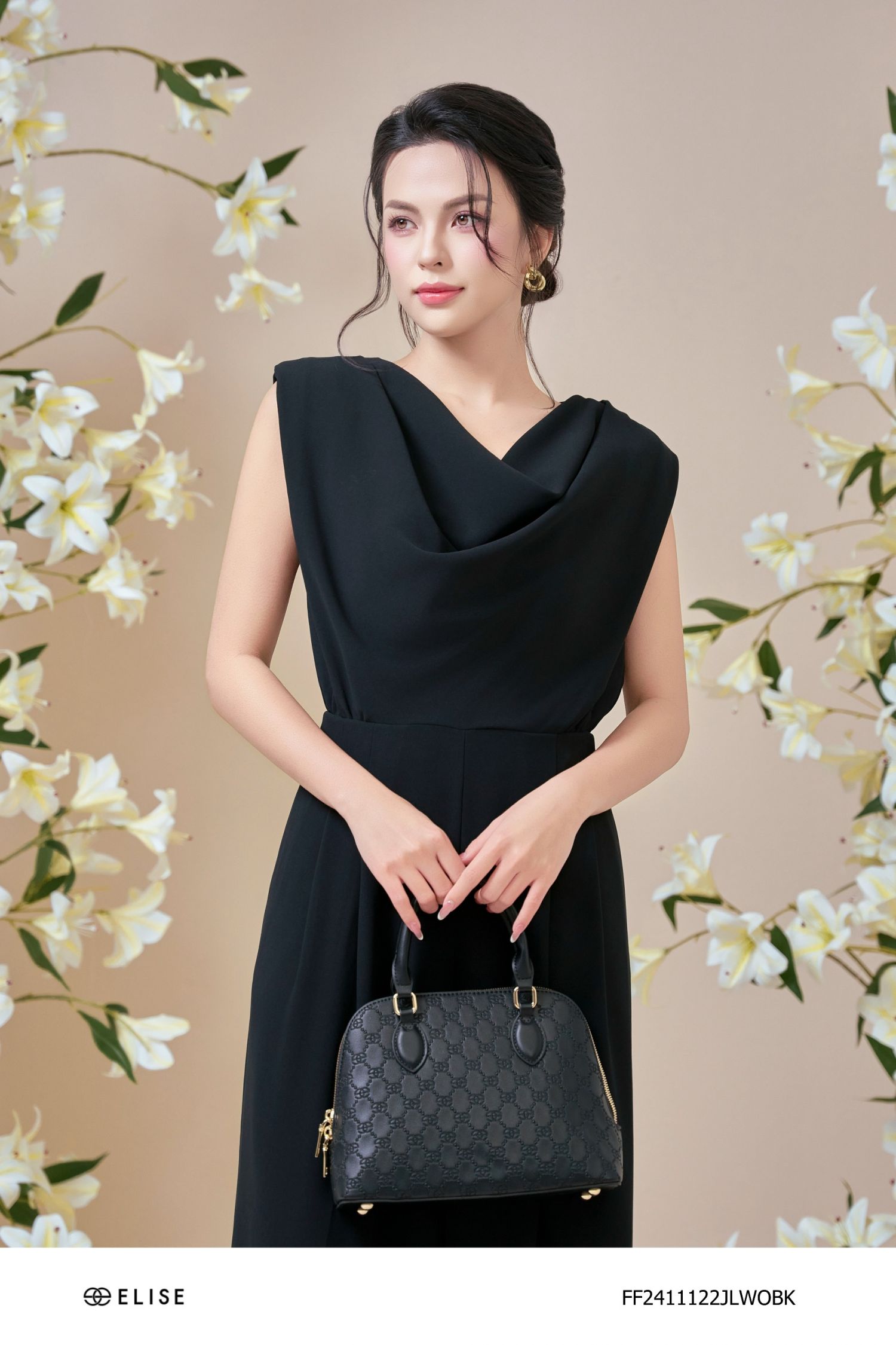 JUMPSUIT DÀI ĐEN CỔ ĐỔ