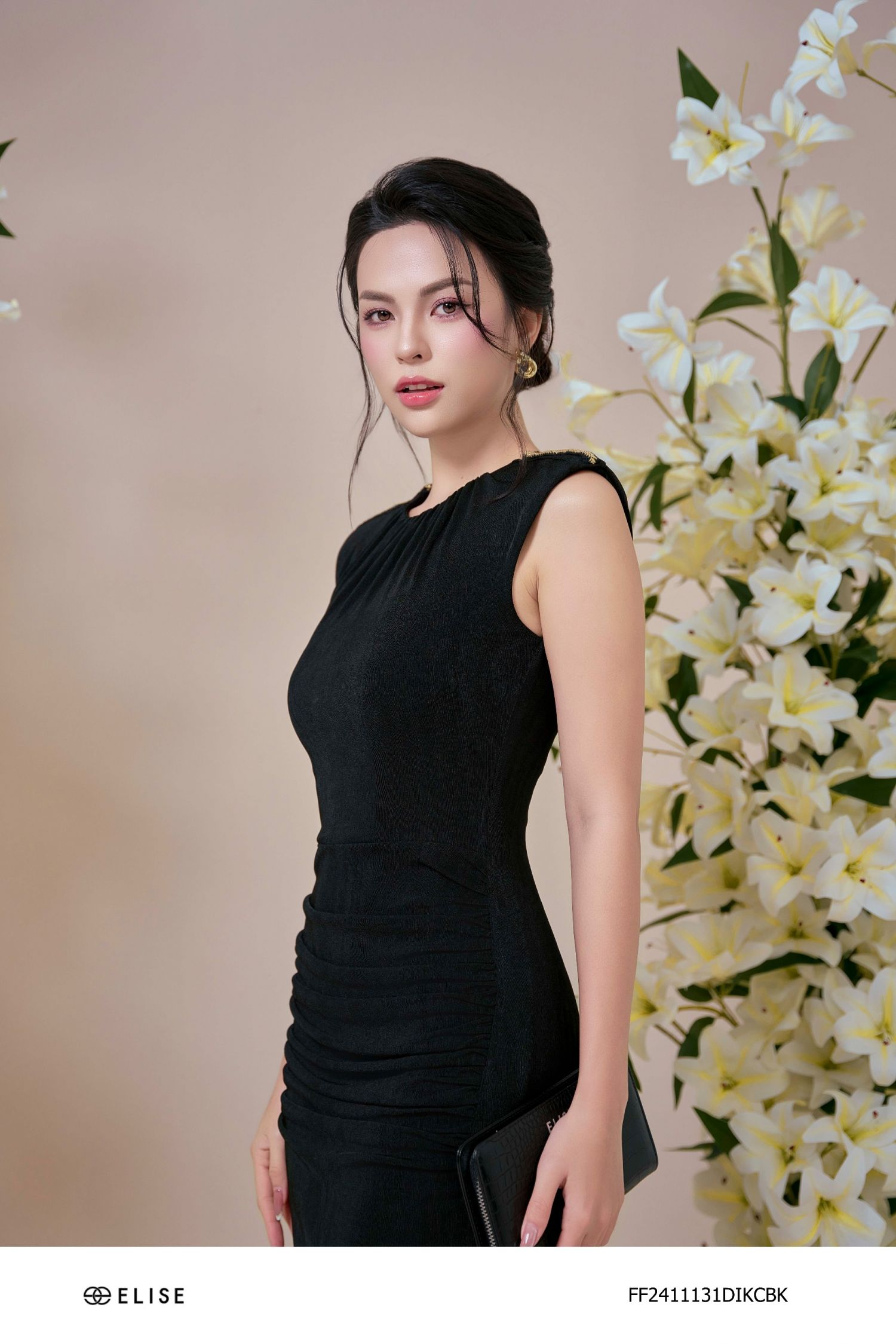 ĐẦM THUN ĐEN NHÚN EO