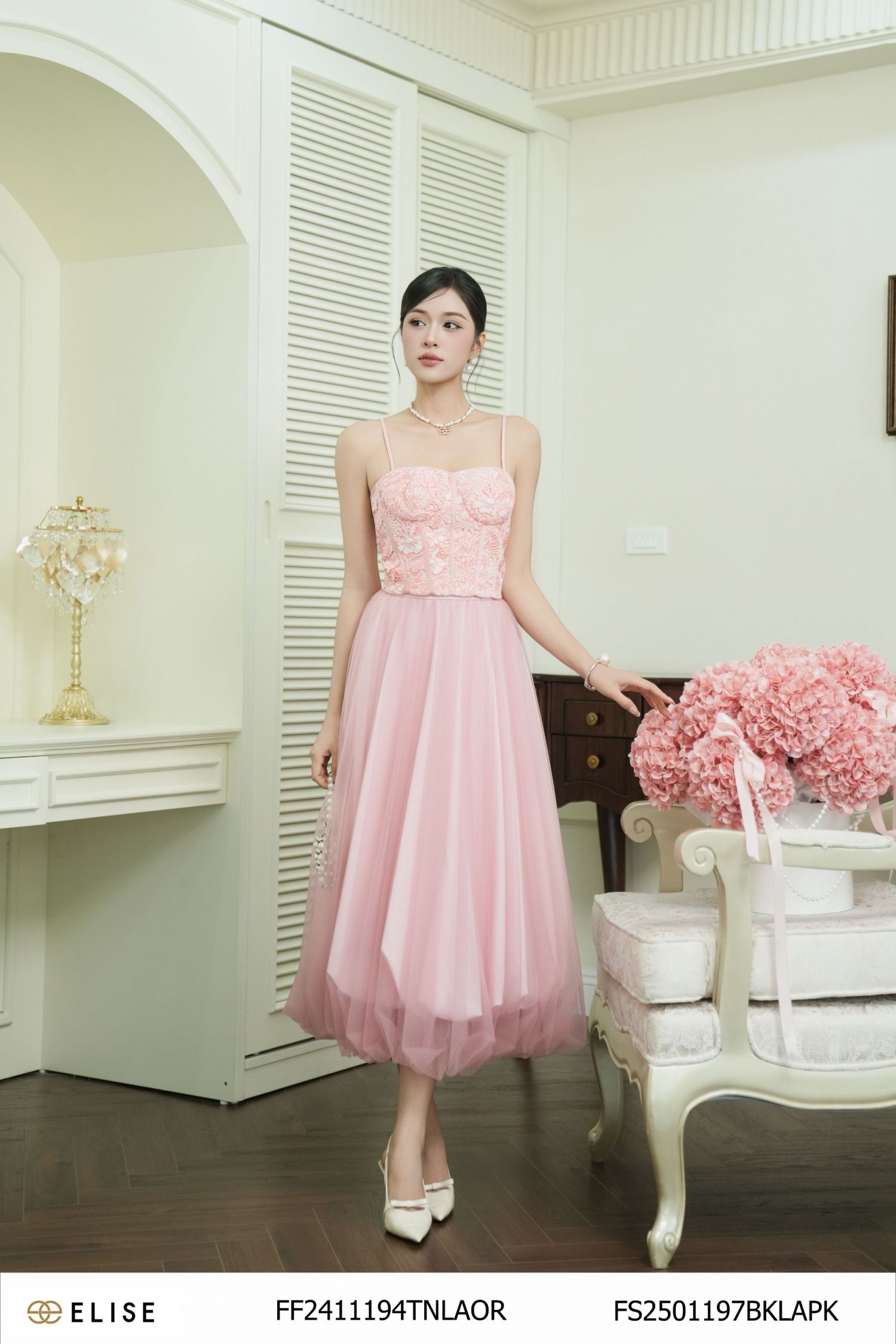 CHÂN VÁY LƯỚI HỒNG DÀI BOOM GẤU