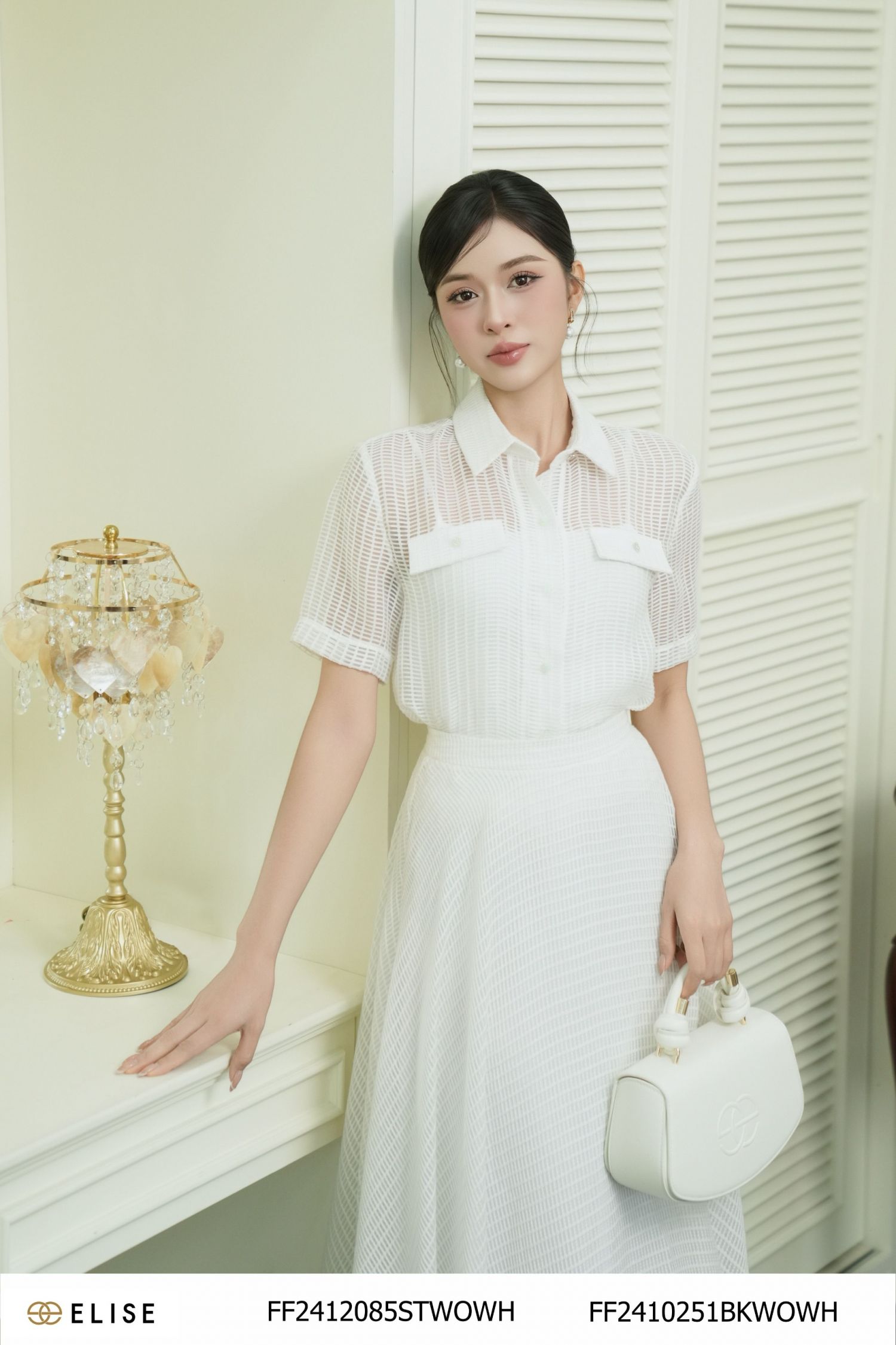 CV XÒE TRẮNG KẺ Ô