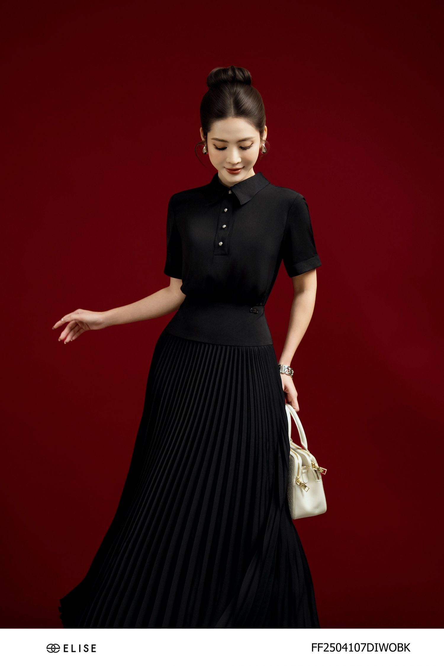ĐẦM ĐEN PHỐI CỔ ĐỨC CHÂN DẬP LY