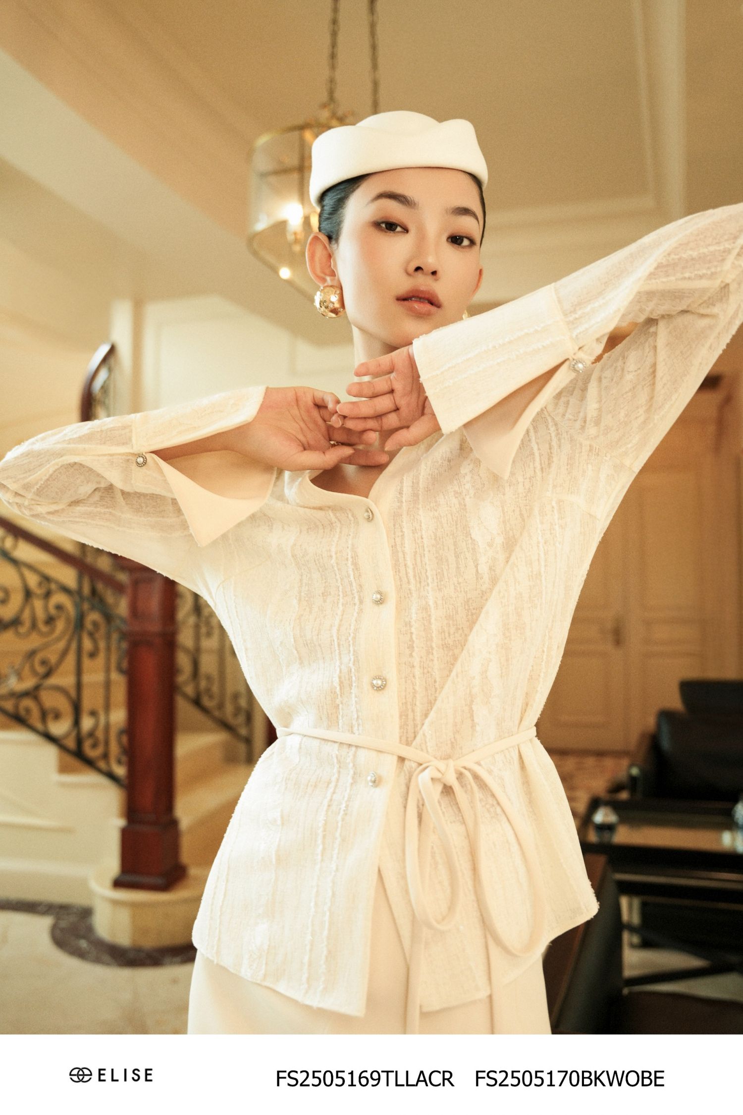 SM REN VÂN KEM CỔ V