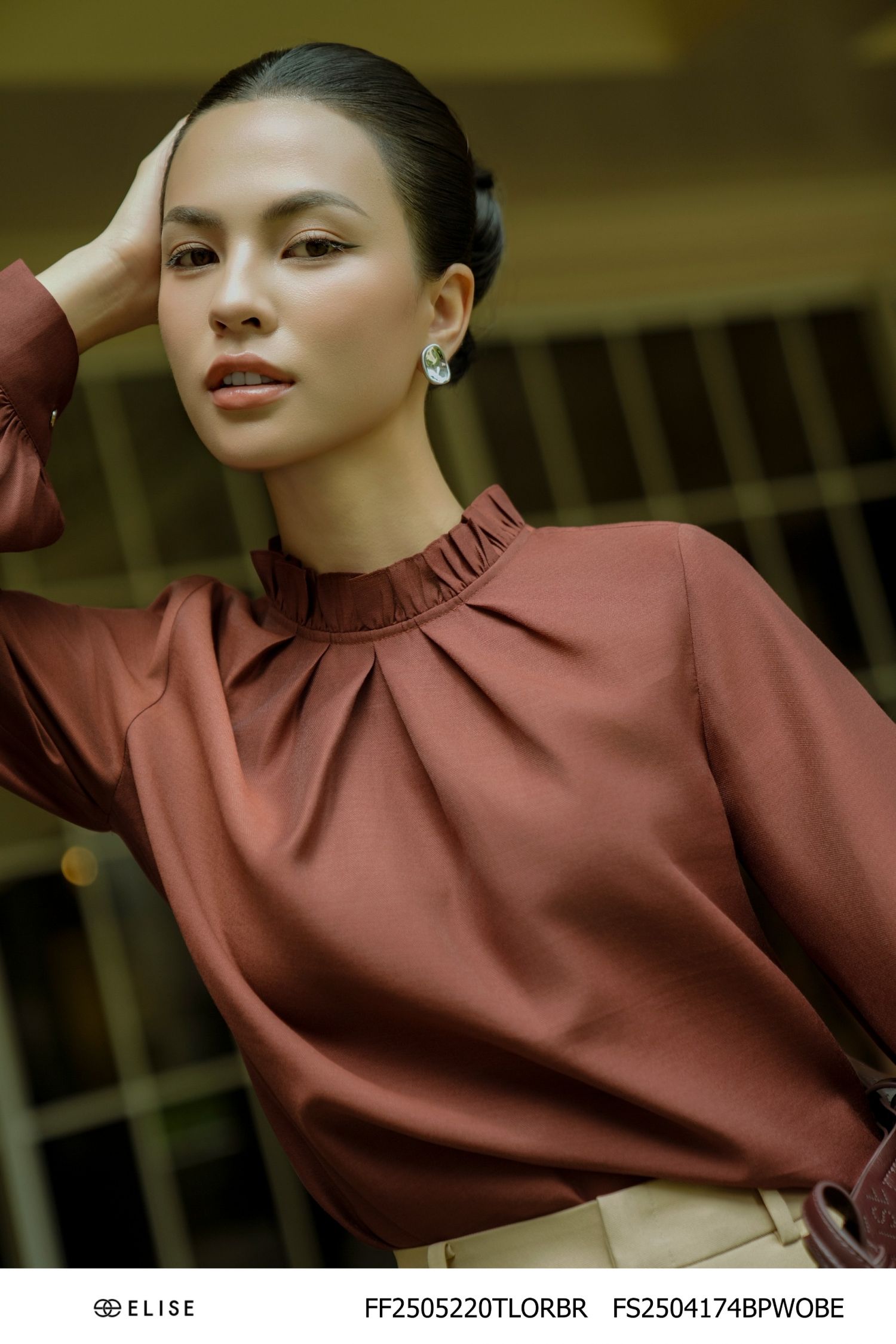 SM TƠ NÂU ĐỎ NHÚN BÈO CỔ
