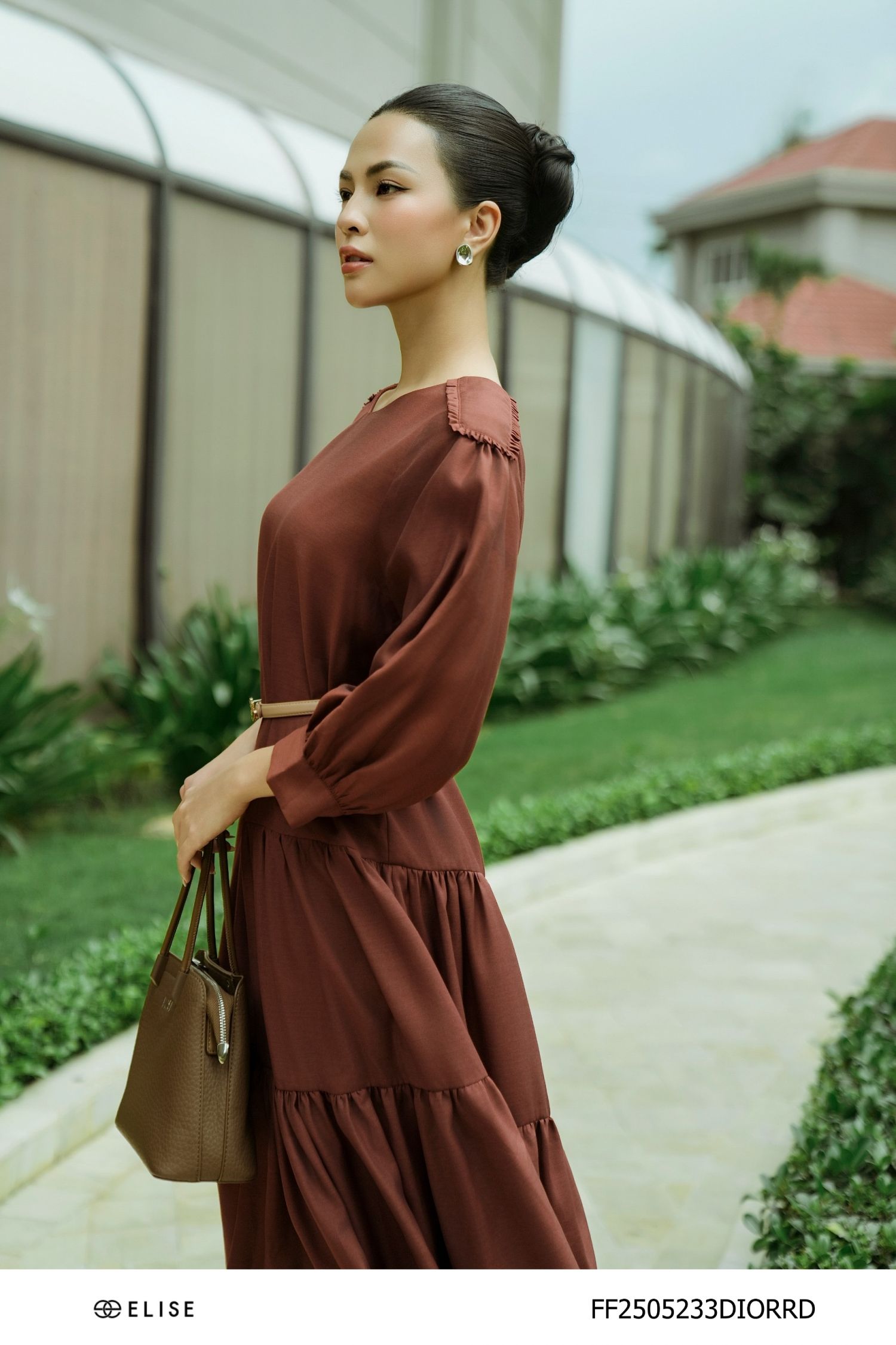 ĐẦM TƠ NÂU ĐỎ XÒE XẾP NHÚN TẦNG