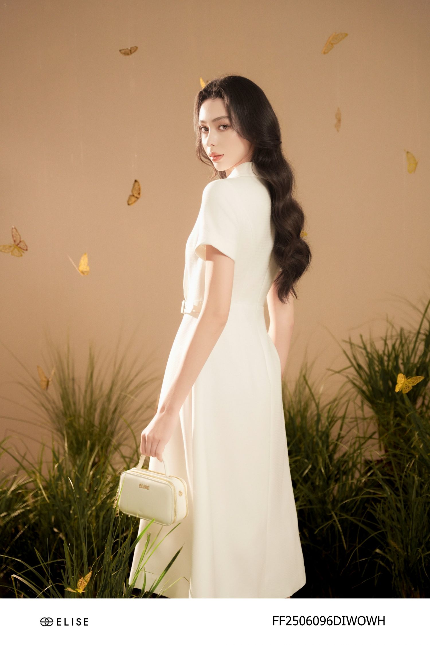 ĐẦM TENDY TRẮNG PHỦ TÀ TAY LƠ VÊ