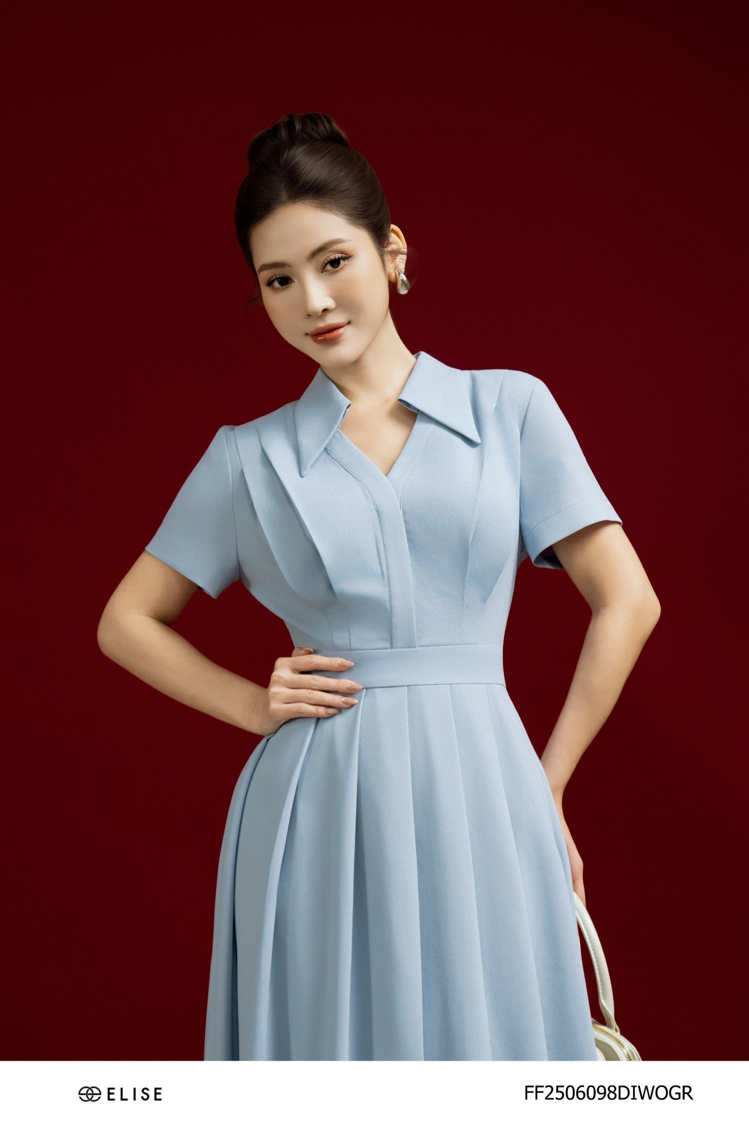 ĐẦM SẠN GHI ĐÁ XẾP LY EO