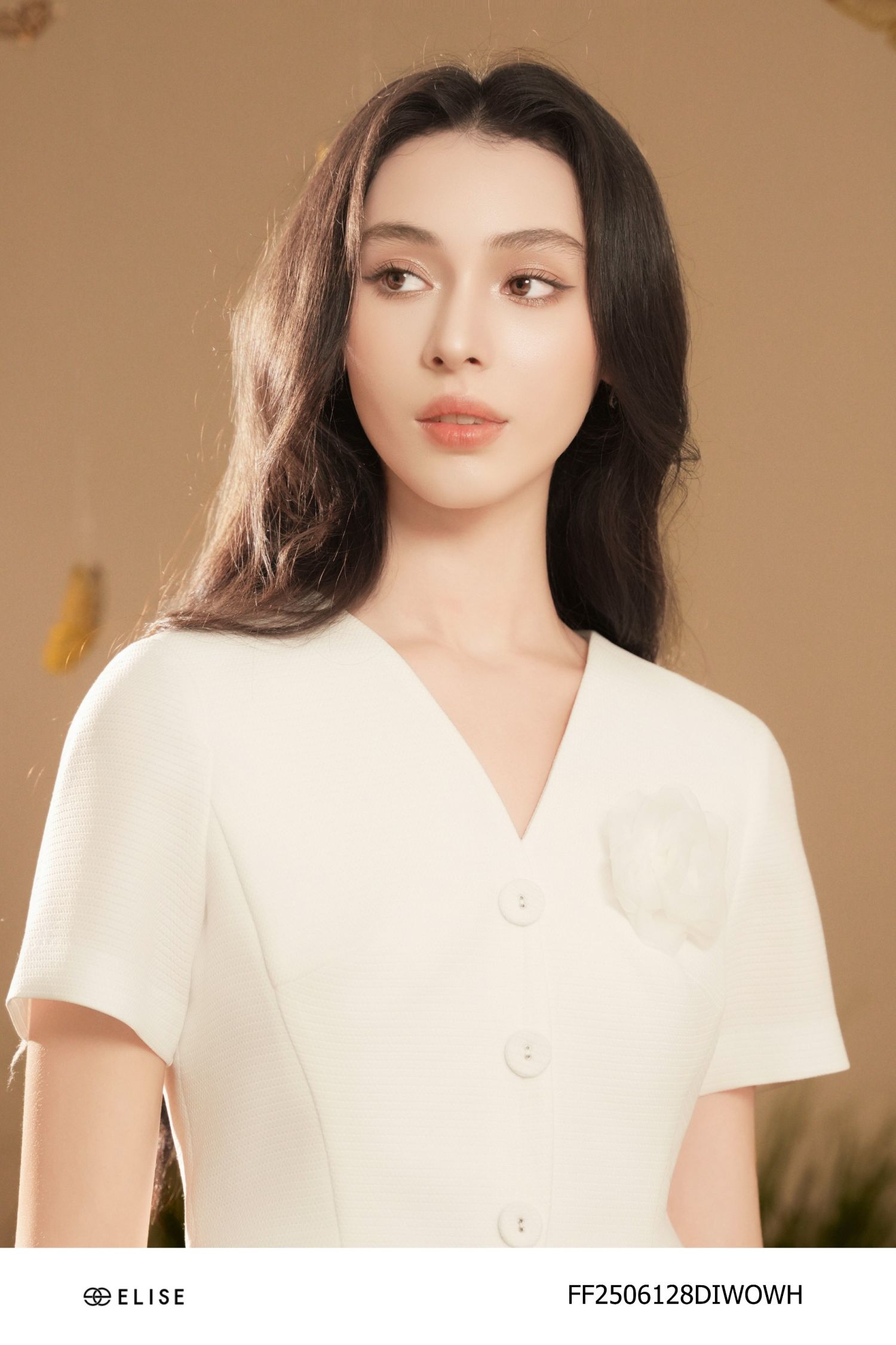 ĐẦM TENDY TRẮNG VÂN NGANG PEPLUM
