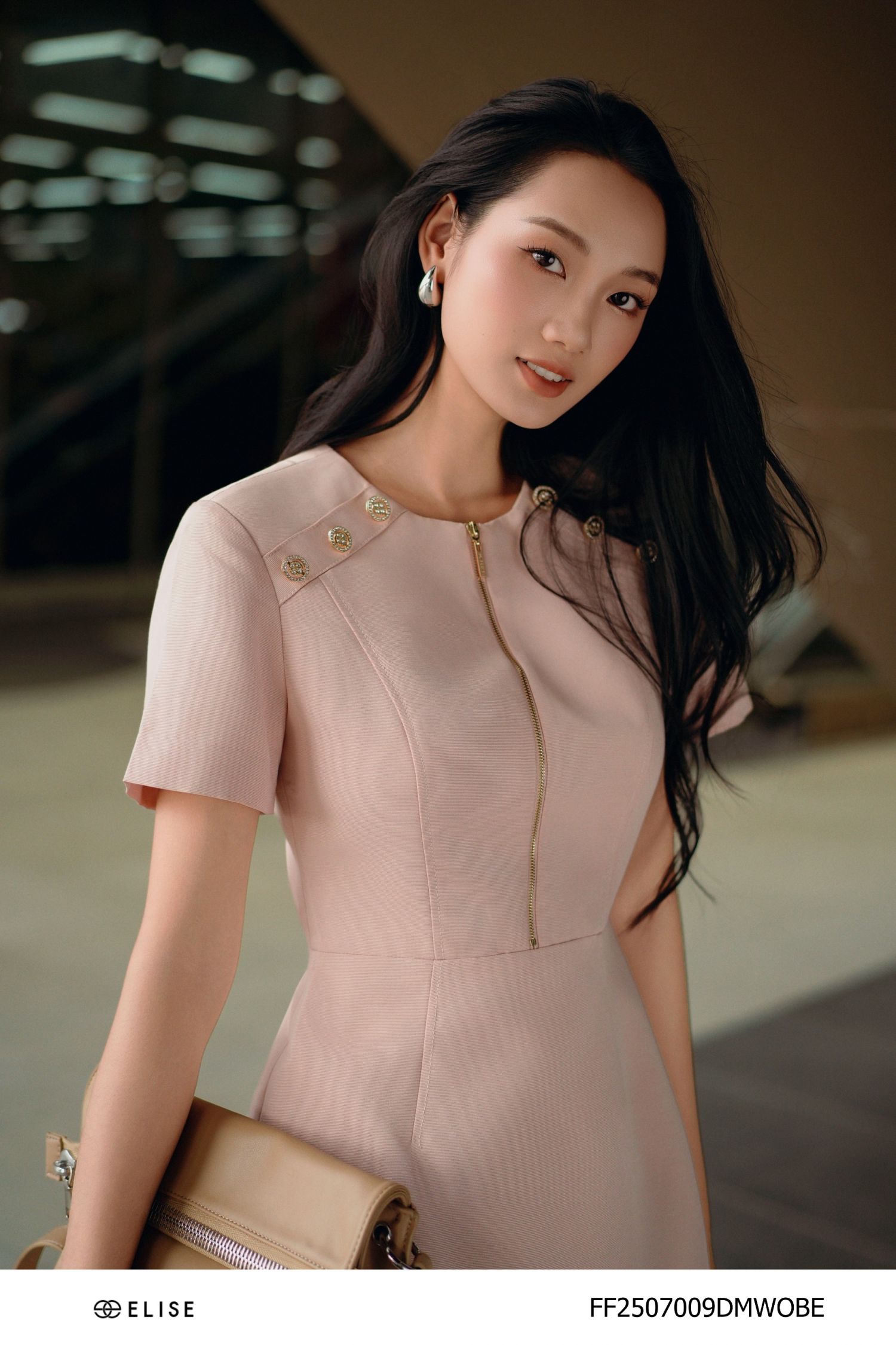 ĐẦM KAKI BE NUDE DIỄU CHỈ