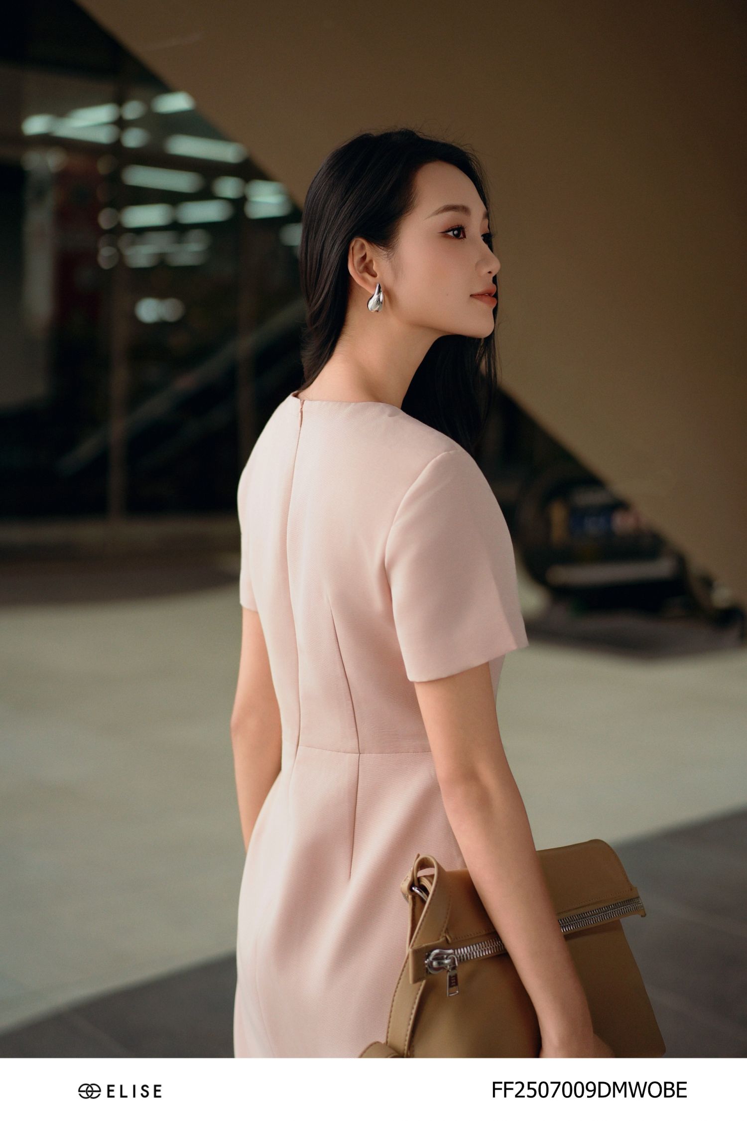 ĐẦM KAKI BE NUDE DIỄU CHỈ