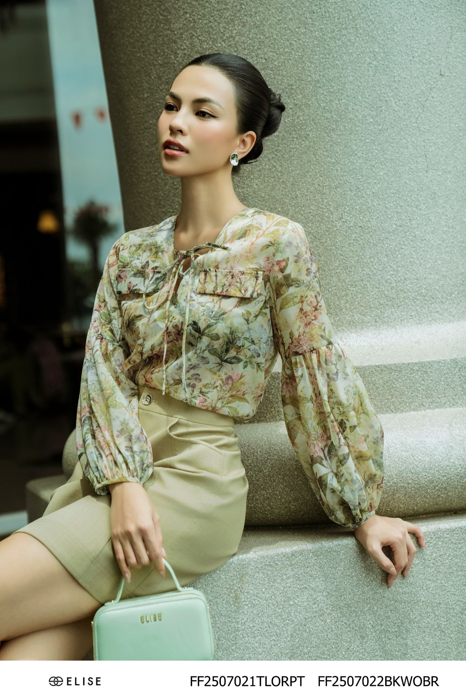 ÁO TƠ XANH HT ĐAN DÂY CỔ