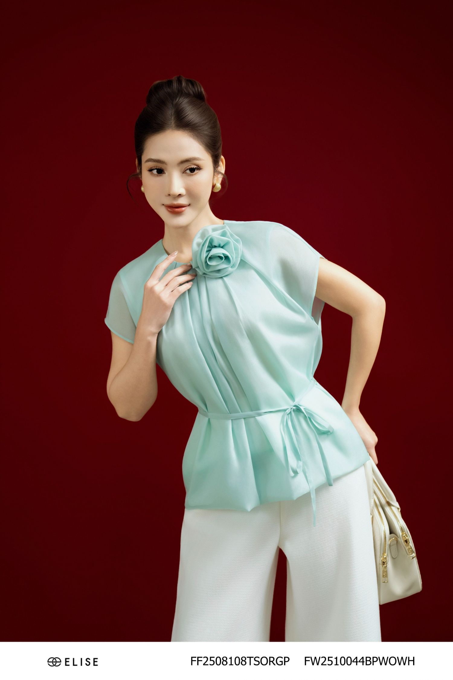ÁO TƠ XẾP LY XANH BẠC HÀ CỐM CỔ BUỘC DÂY HOA CÀI
