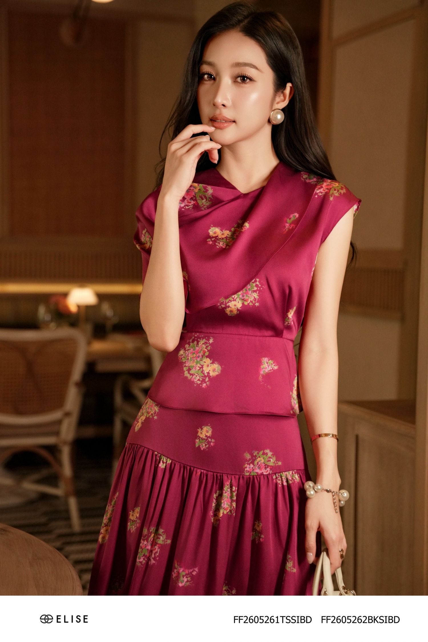 ÁO LỤA PHỦ VAI LỆCH HT HOA NHÍ