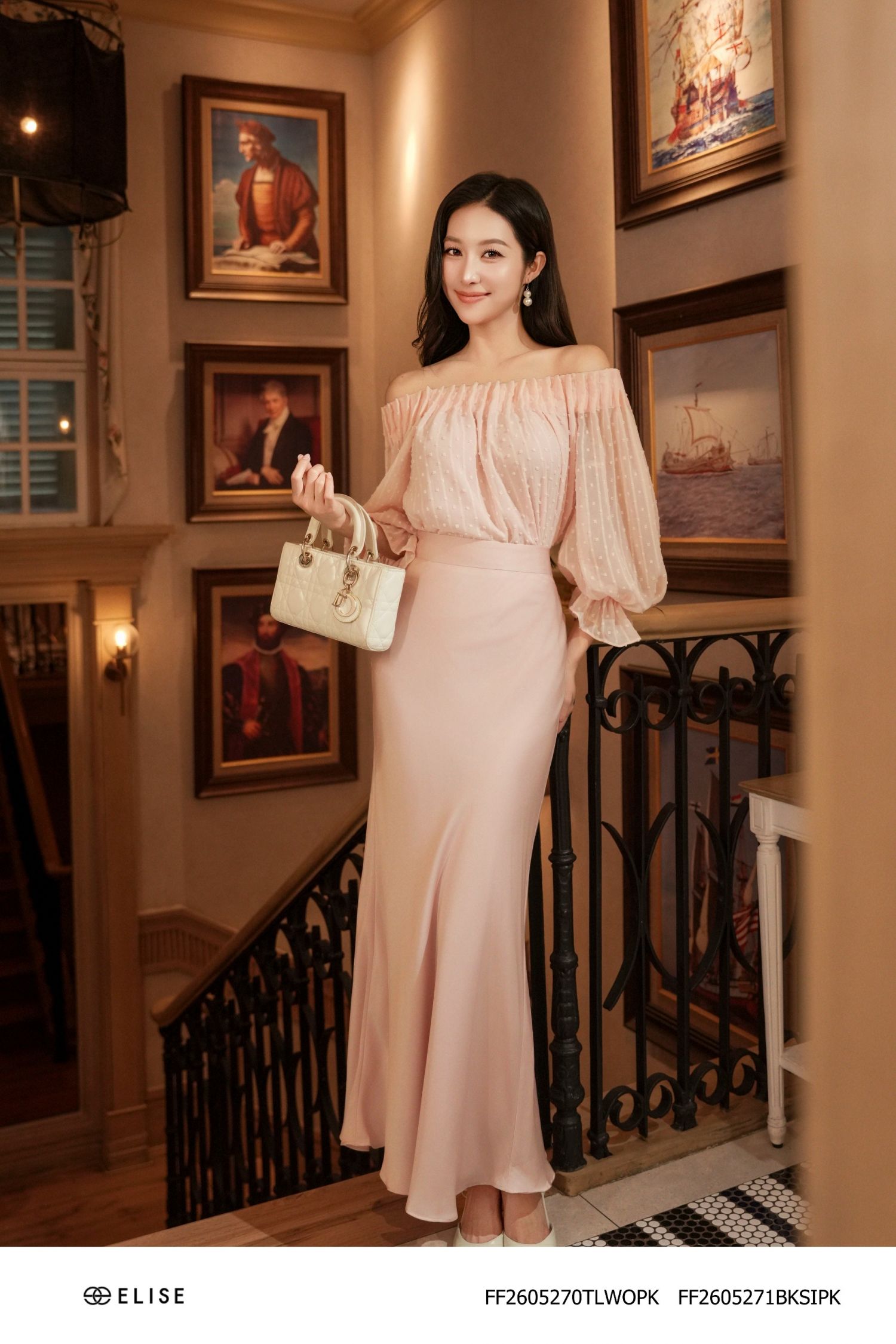 CV LỤA HỒNG PHẤN ĐUÔI CÁ