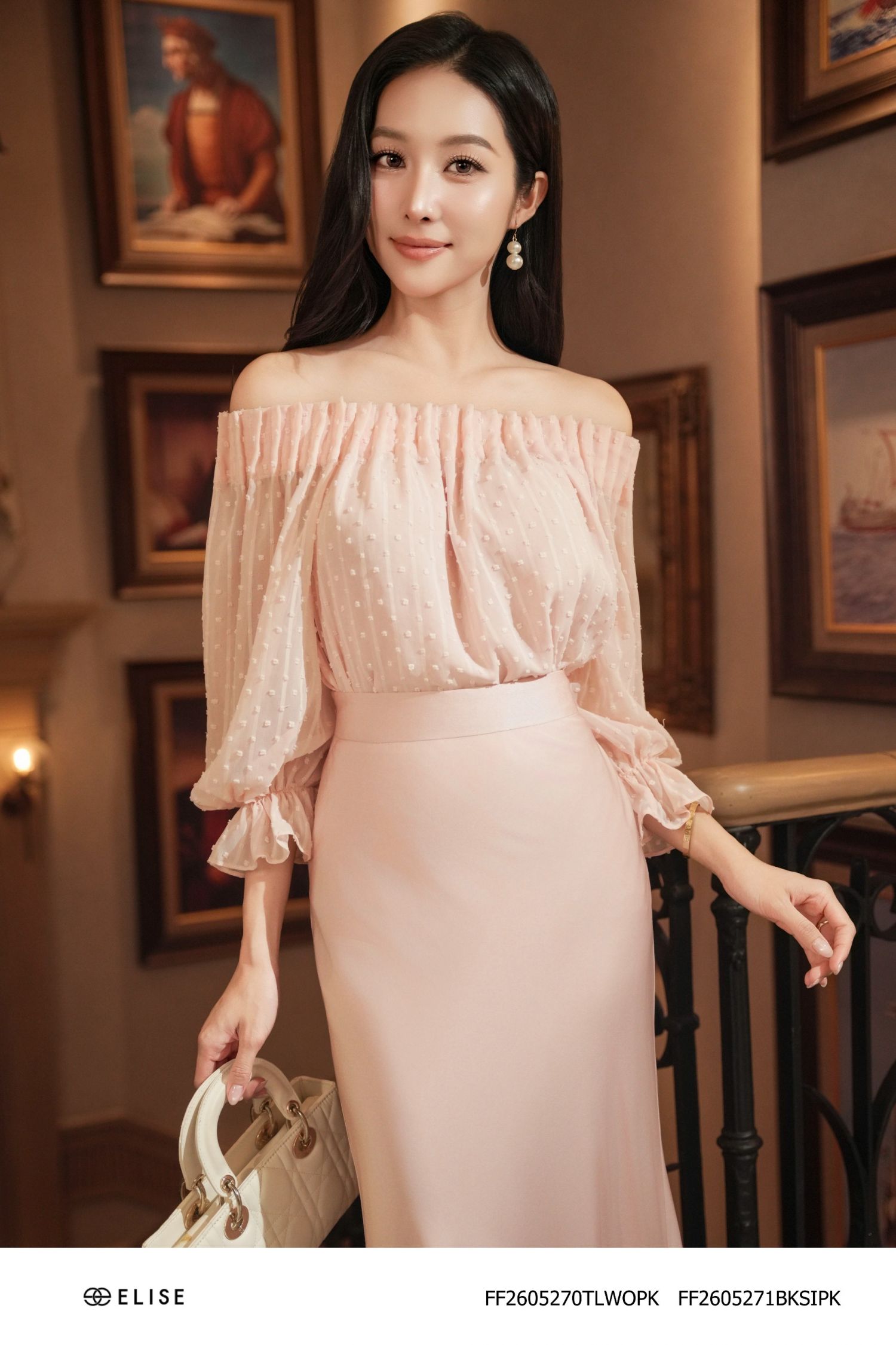 CV LỤA HỒNG PHẤN ĐUÔI CÁ