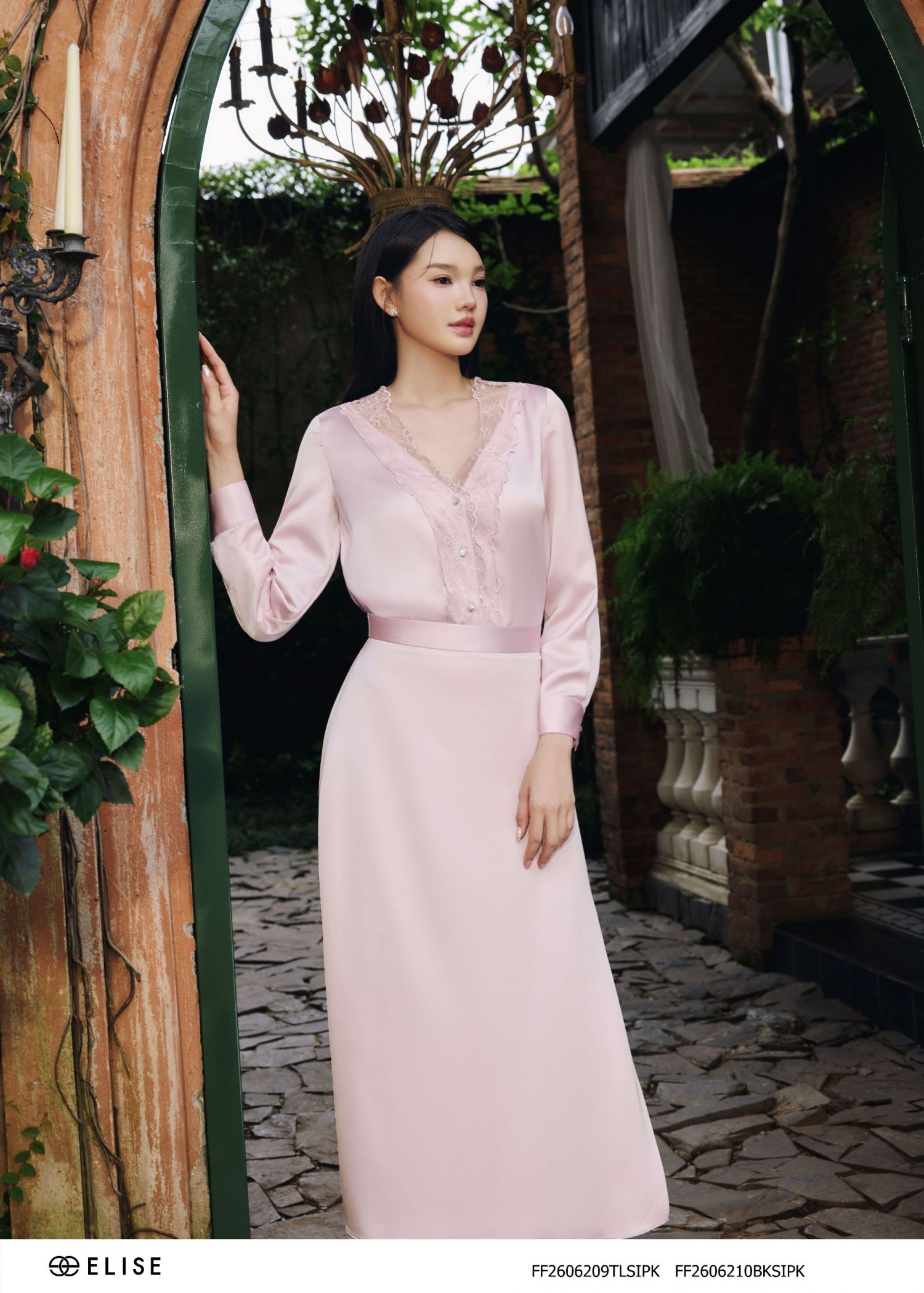 CV LỤA HỒNG PHẤN PHỐI REN