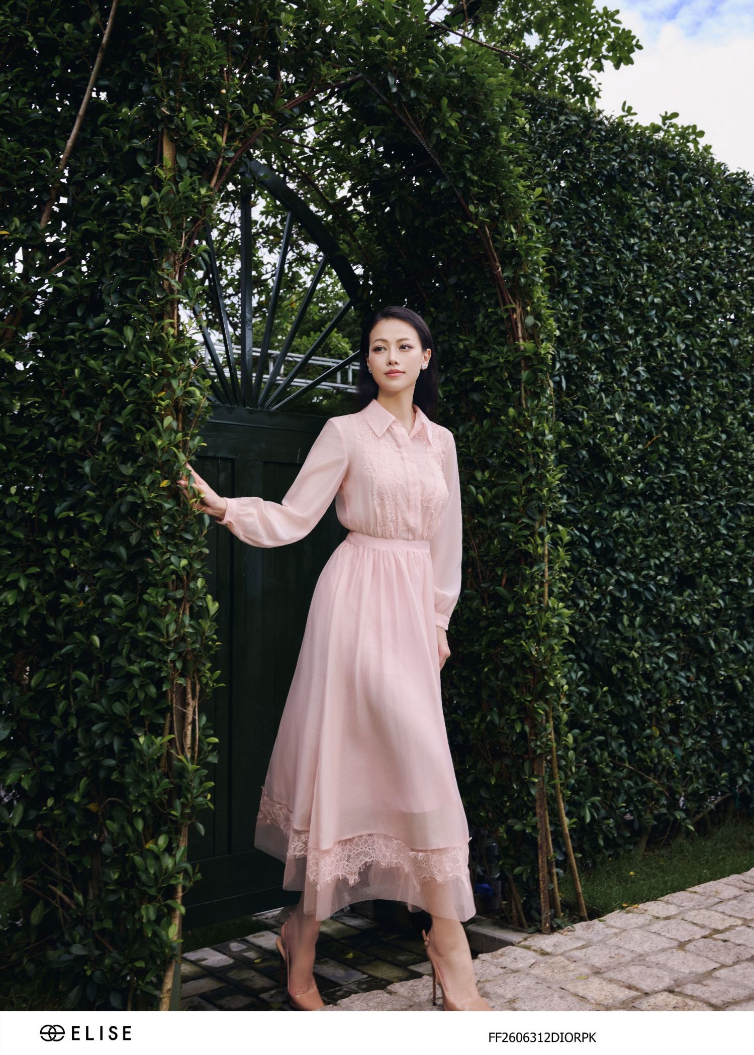 ĐẦM TƠ HỒNG CỔ ĐỨC PHỐI REN