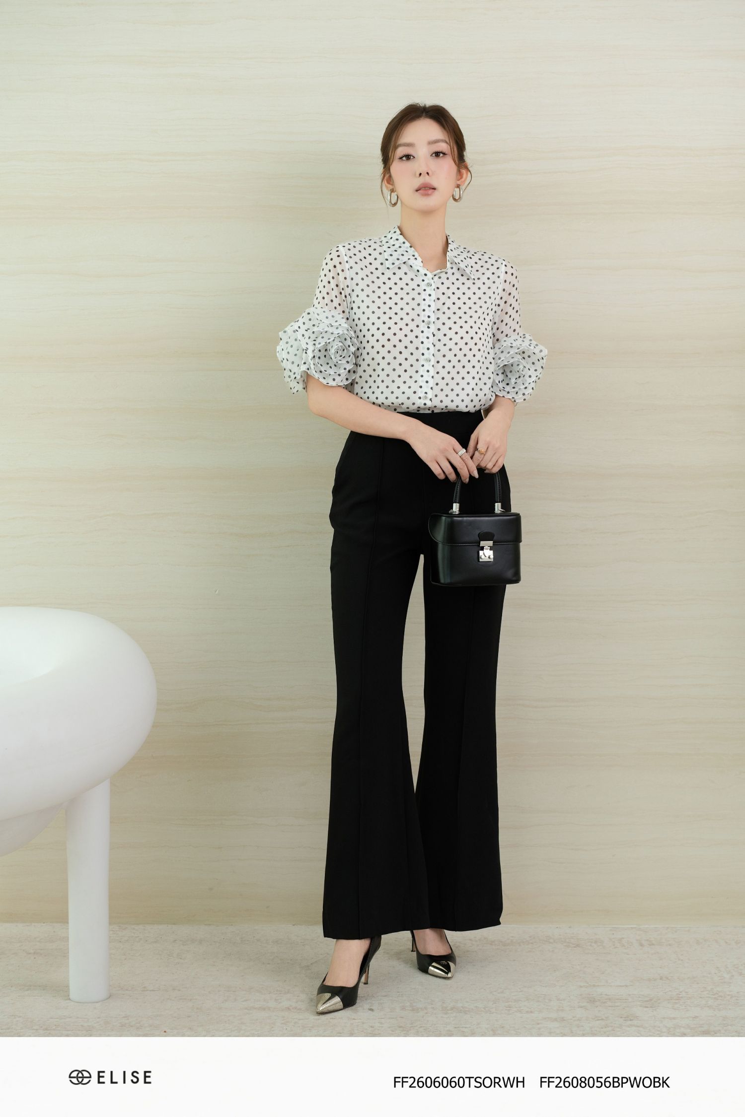 QUẦN ỐNG LOE ĐEN BẤU MÍ