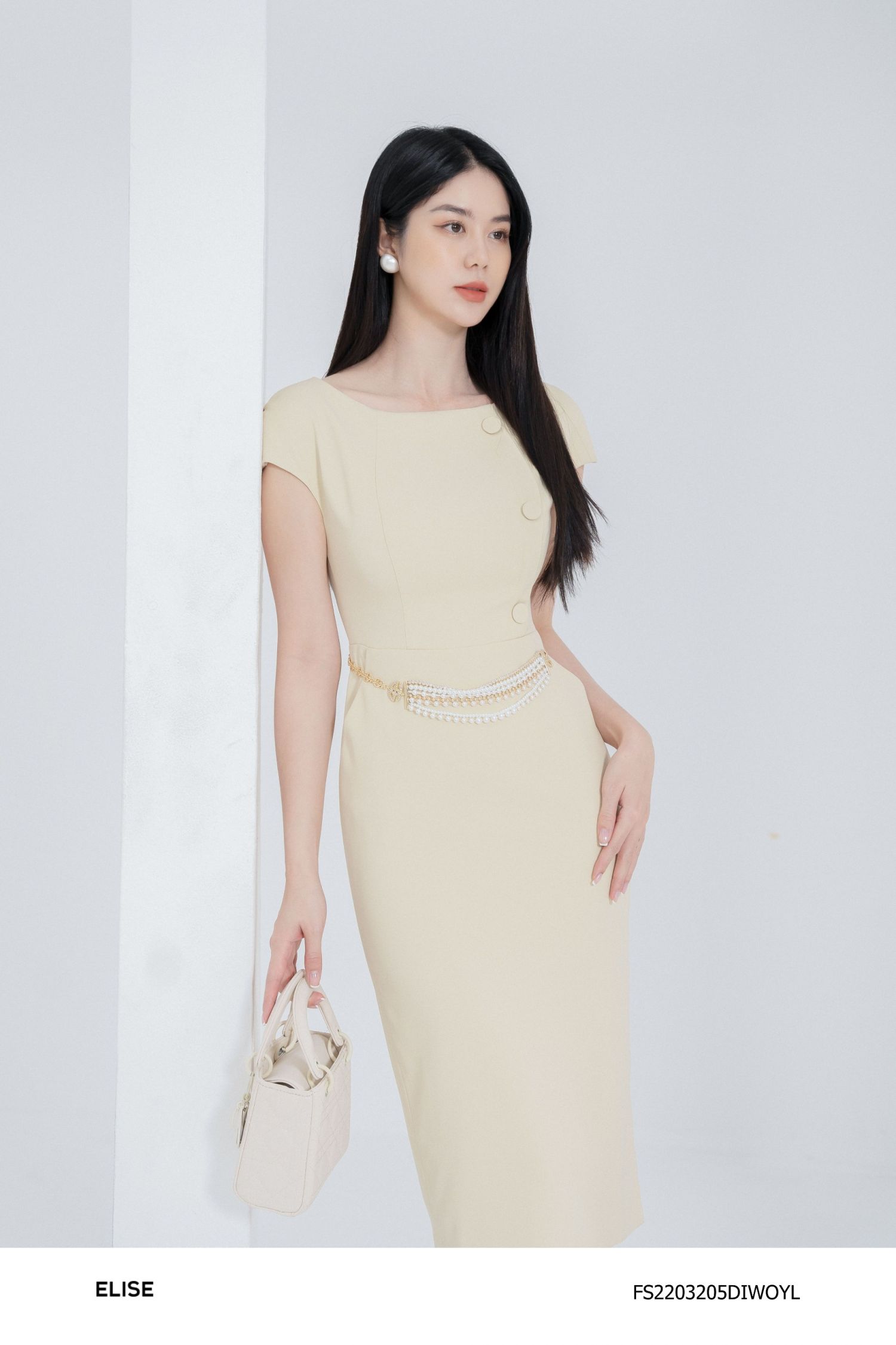 ĐẦM VÀNG NHẠT ĐÍNH CÚC TRƯỚC