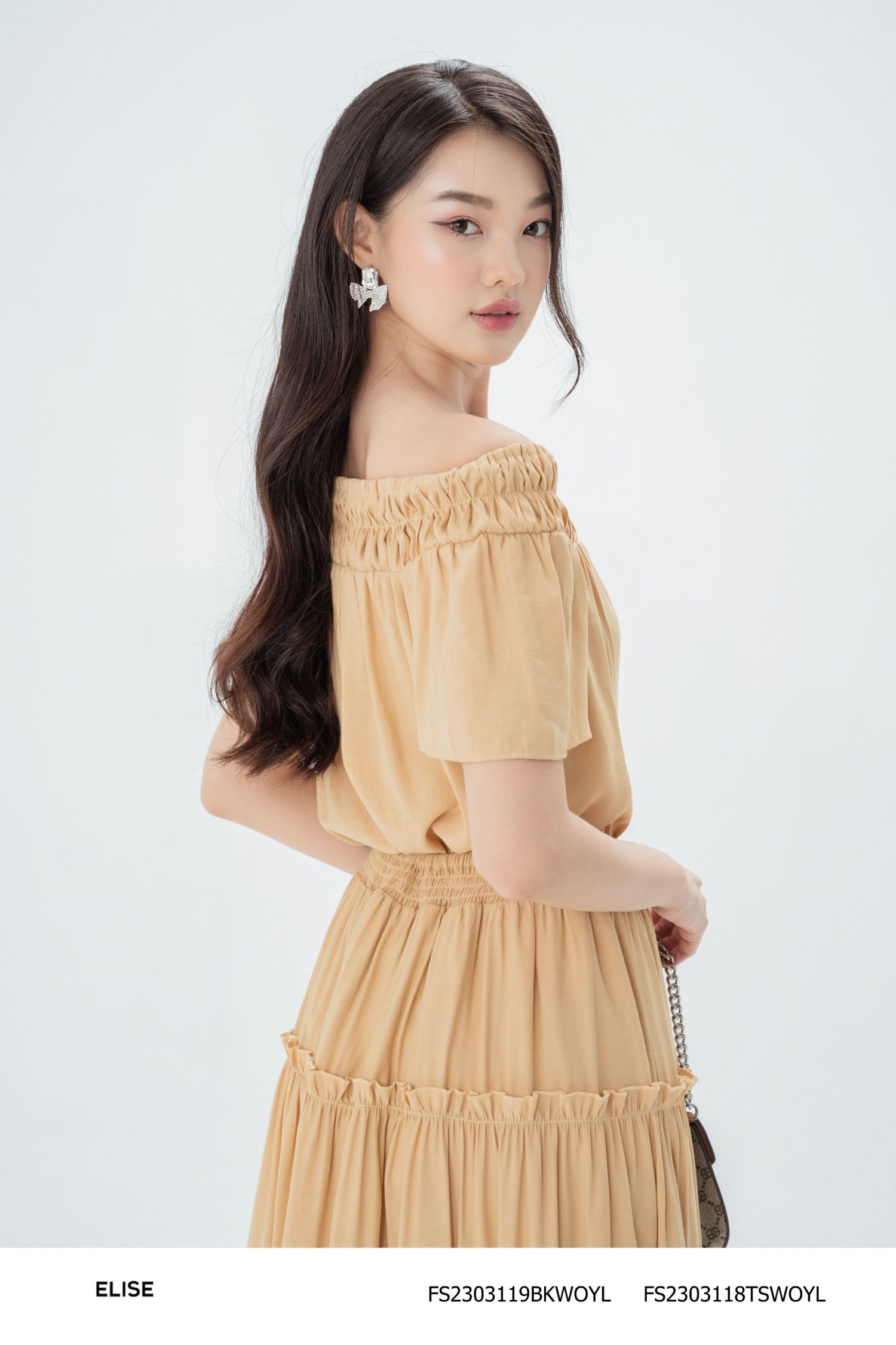 Chân váy trắng phủ vạt chéo xếp ly thiết kế Elise FF2305271BKWOWH | Shopee  Việt Nam