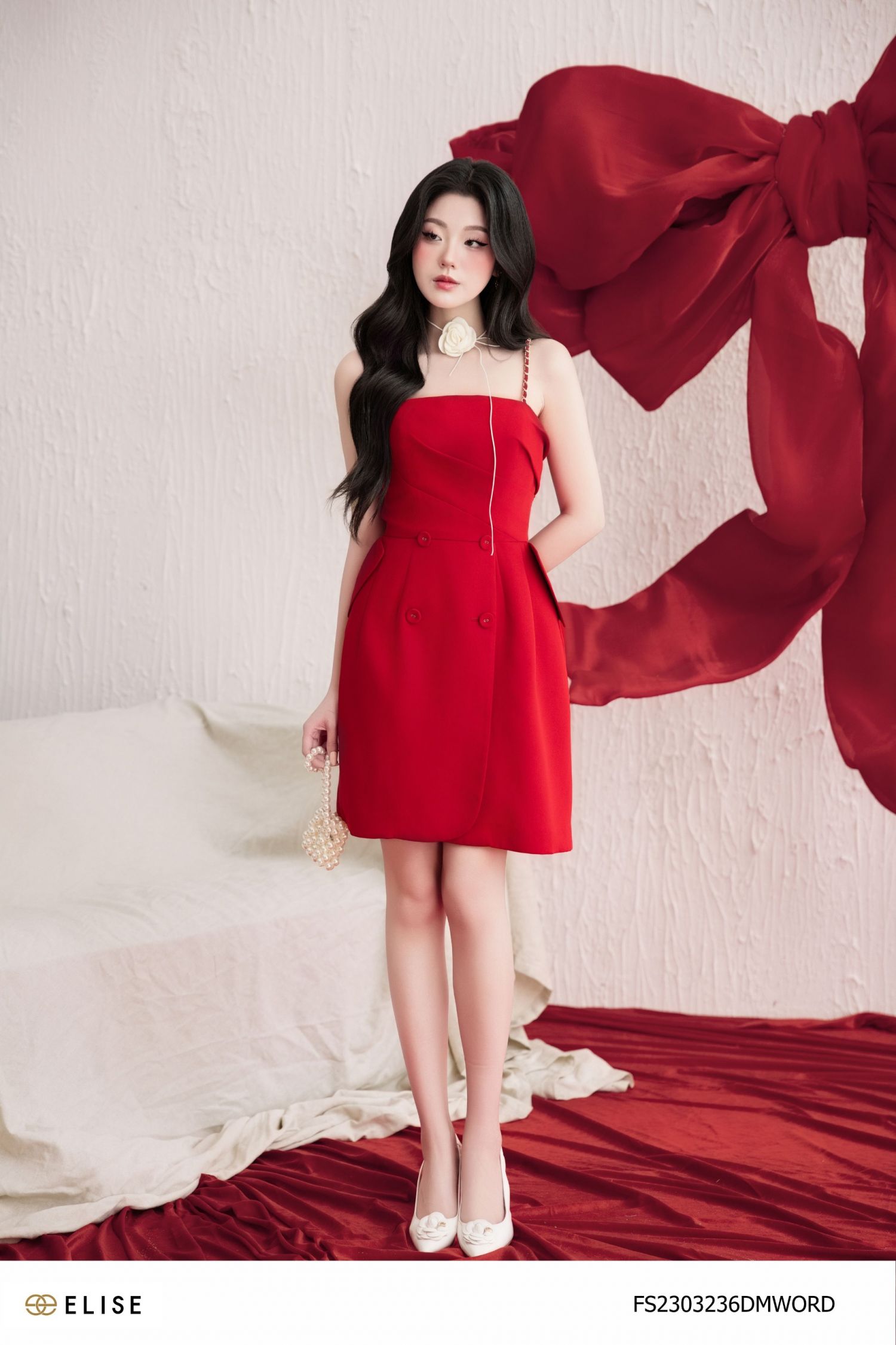 ĐẦM QUÂY CÚP NGỰC ĐỎ XẾP LY CHÉO