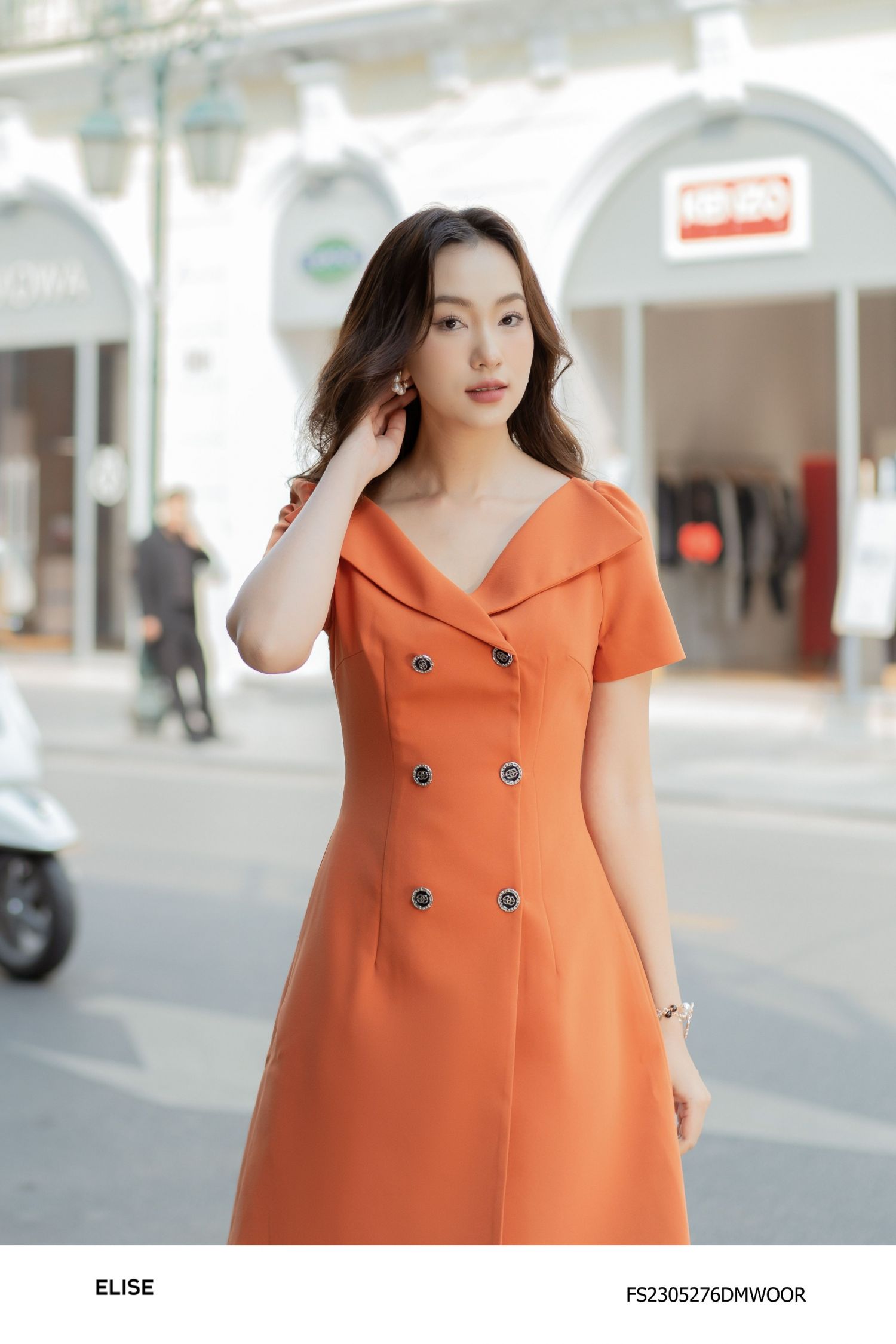 ĐẦM CAM CỔ V RỘNG