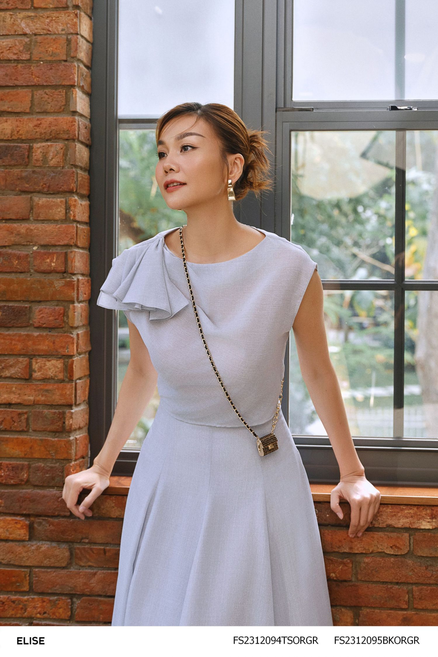 ÁO TƠ ĐŨI GHI BÈO VAI