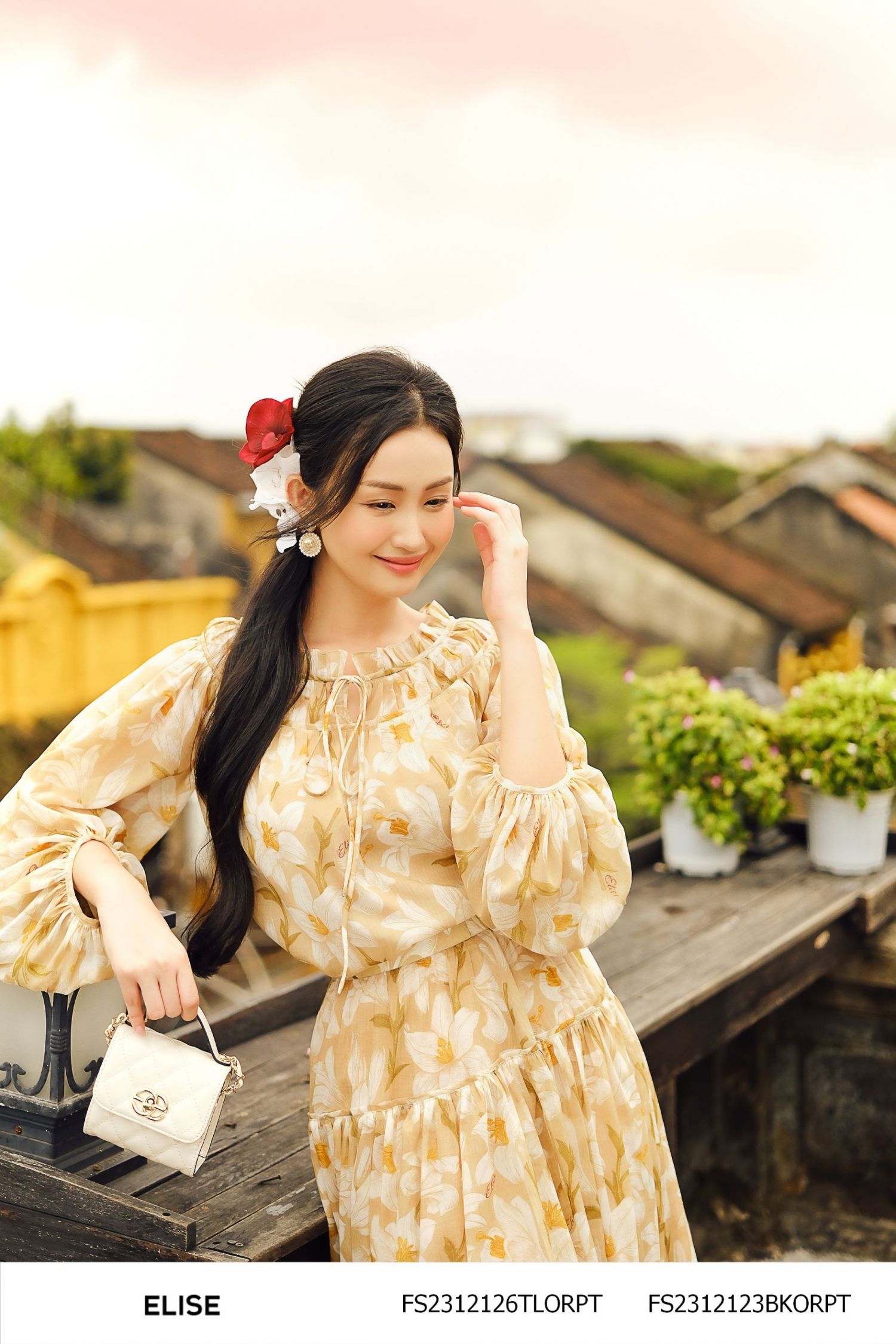 CV TƠ HOA LY NỀN BE