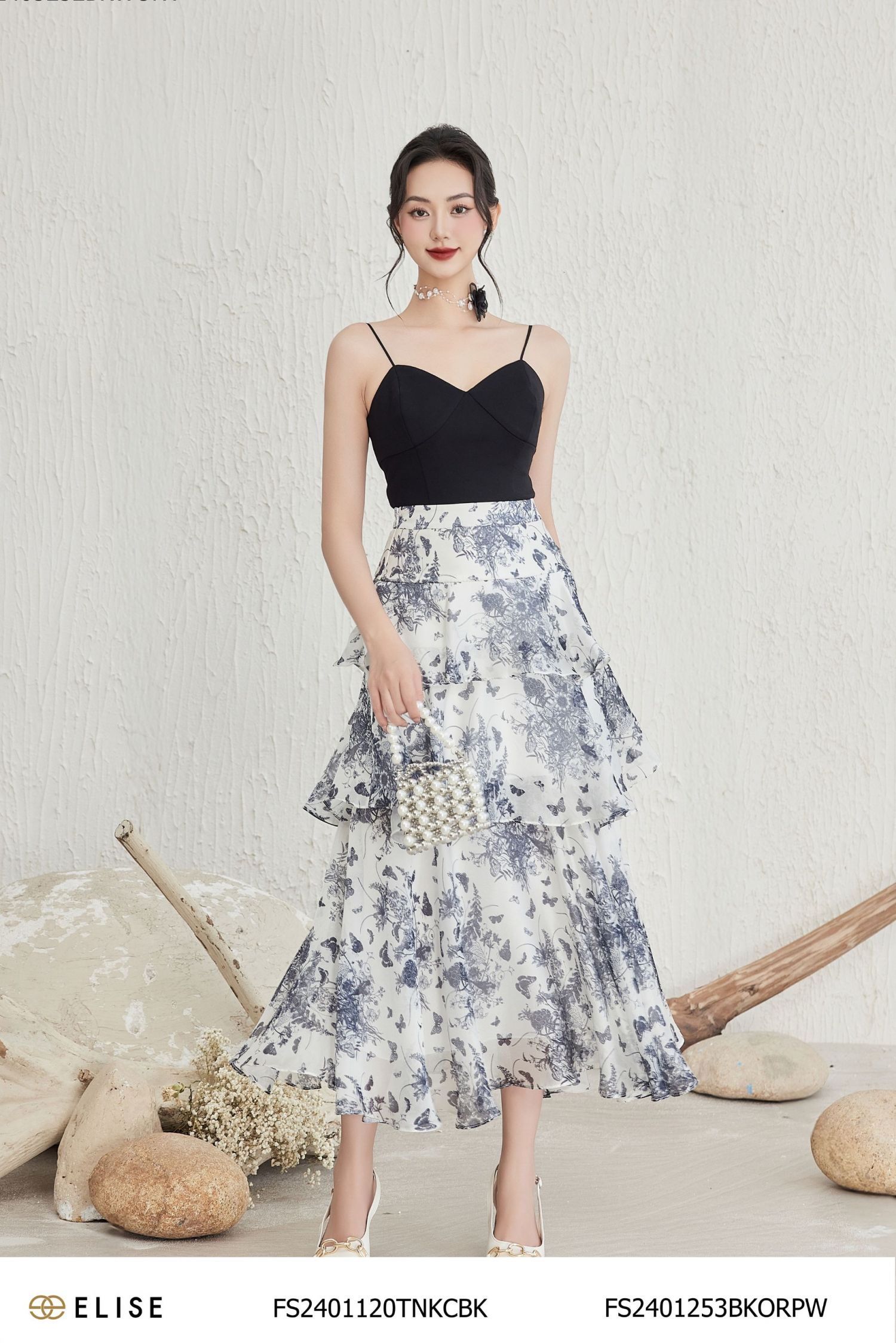 ÁO 2 DÂY UMI ĐEN CÚP NGỰC