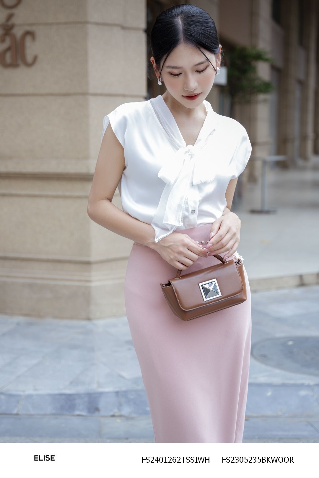 SM LỤA TRẮNG DÂY CỔ VOAN VIỀN REN