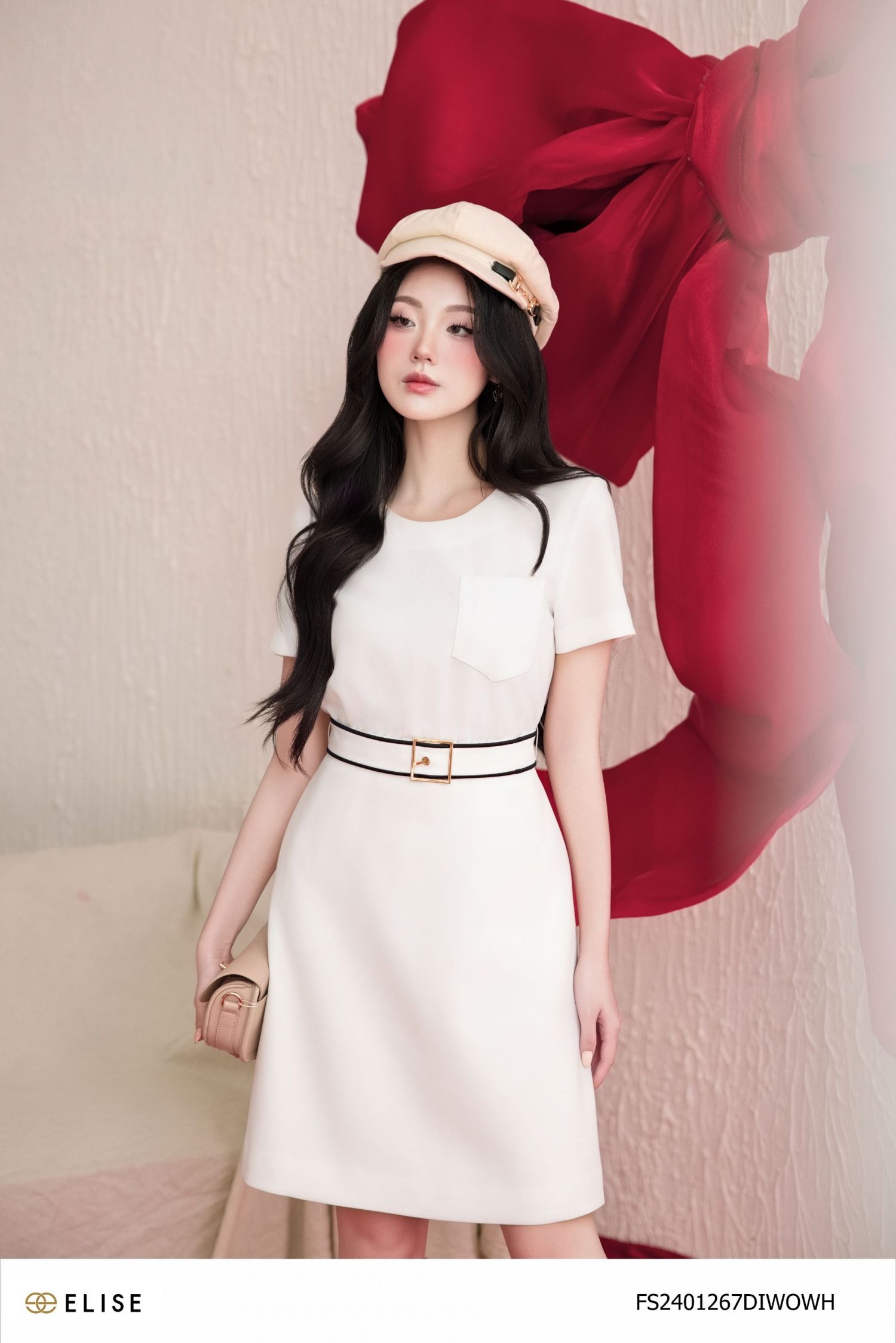 ĐẦM TRẮNG TÚI NGỰC ĐAI VIỀN ĐEN