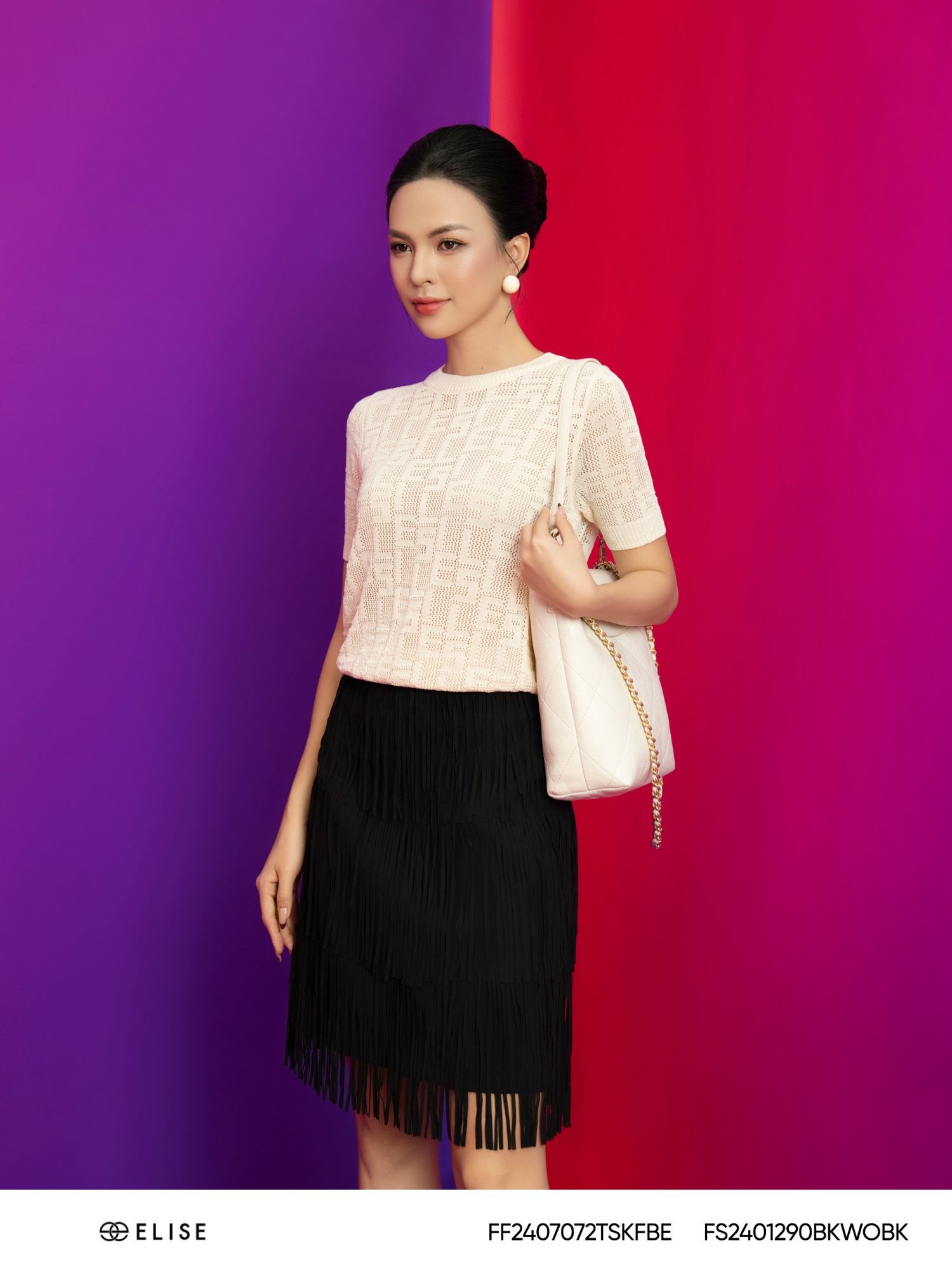 JUPE NGẮN ĐEN PHỦ TUA RUA