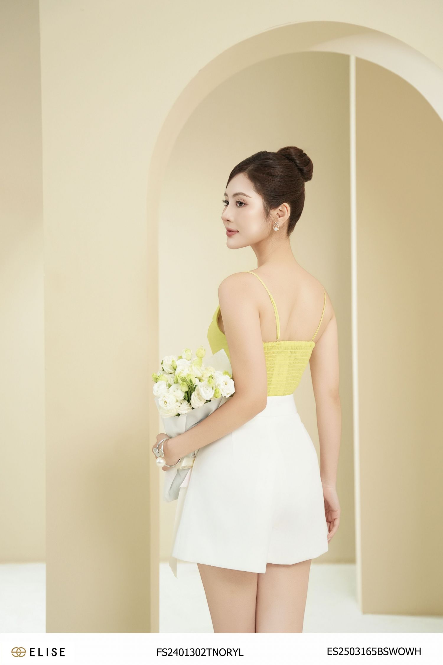 ÁO 2 DÂY TƠ VÀNG CHANH XẾP MÍ NGỰC
