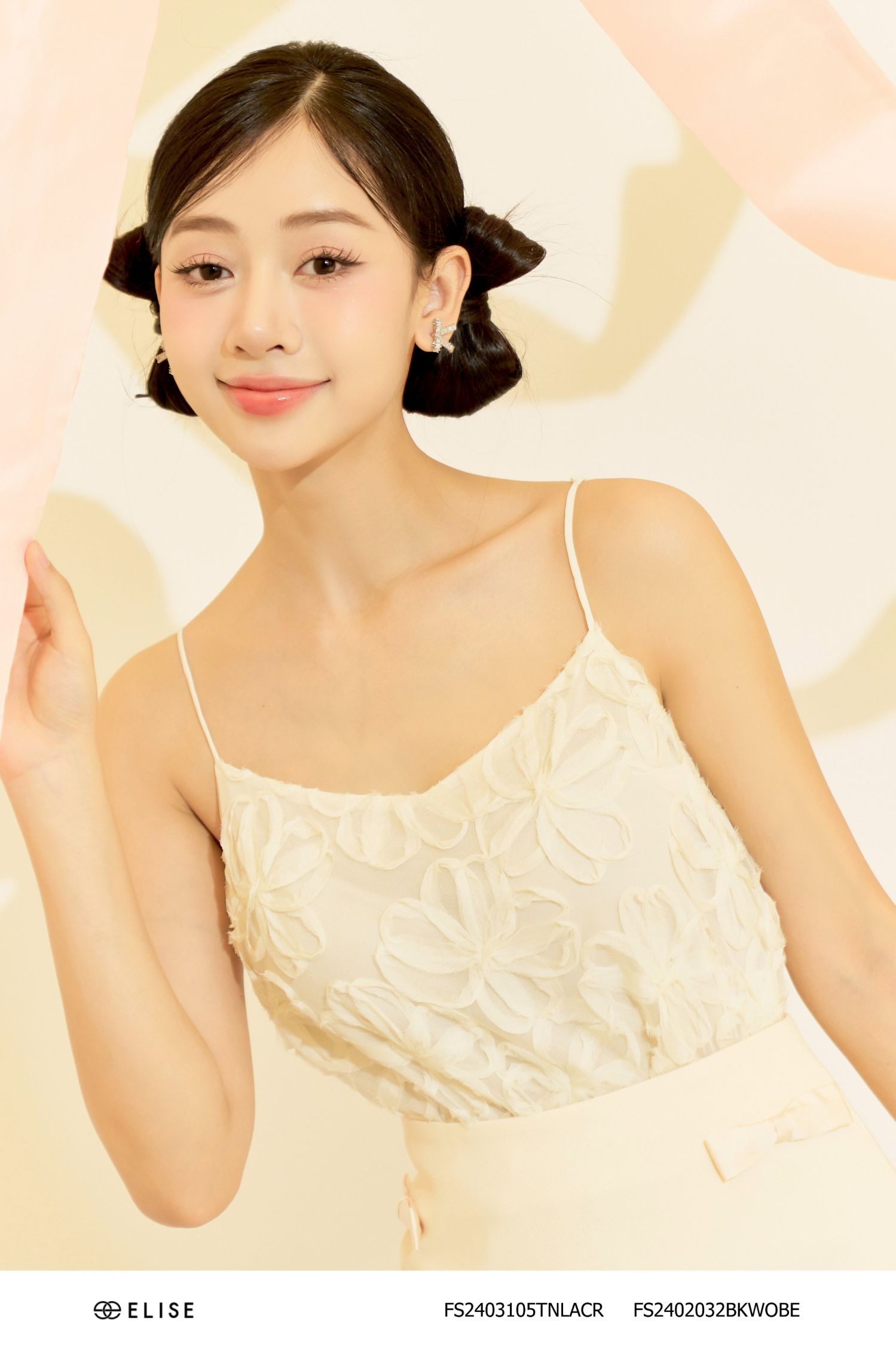 ÁO 2 DÂY LƯỚI KEM HOA NỔI