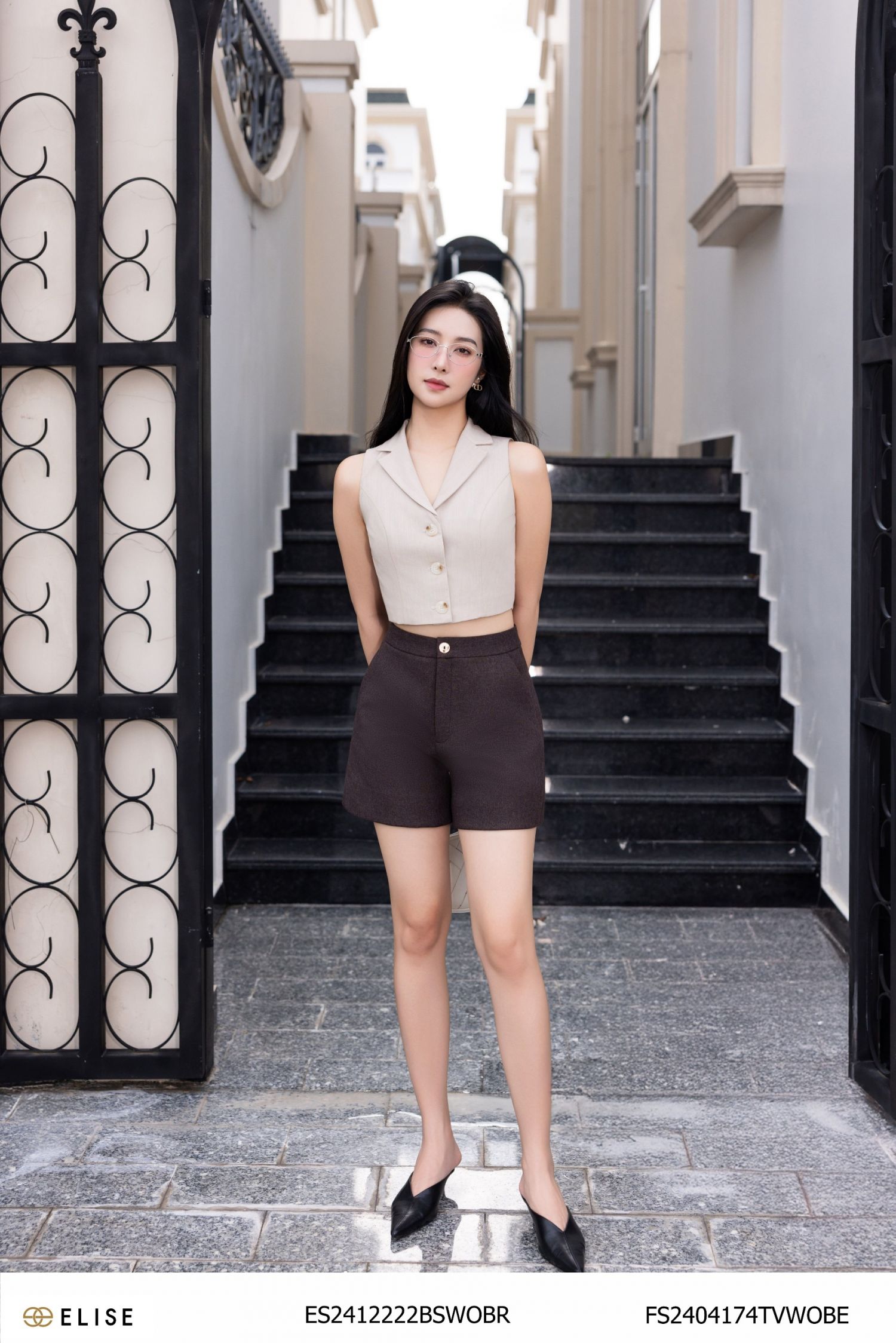 QUẦN SOOC VÂN NÂU SẪM TÚI CHÉO