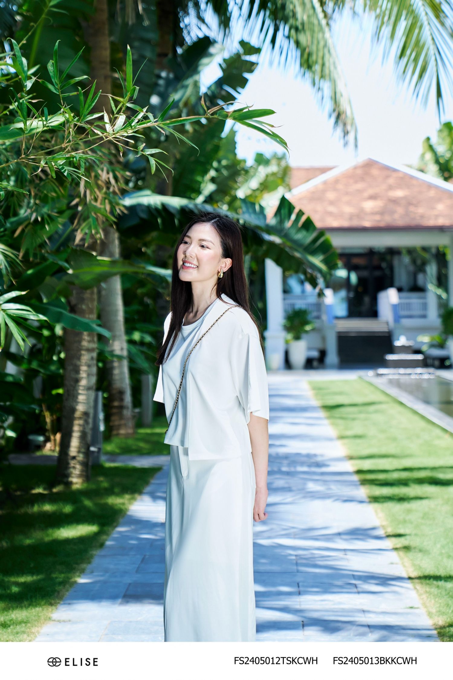 CHÂN VÁY TRẮNG X-NEON XẺ SAU