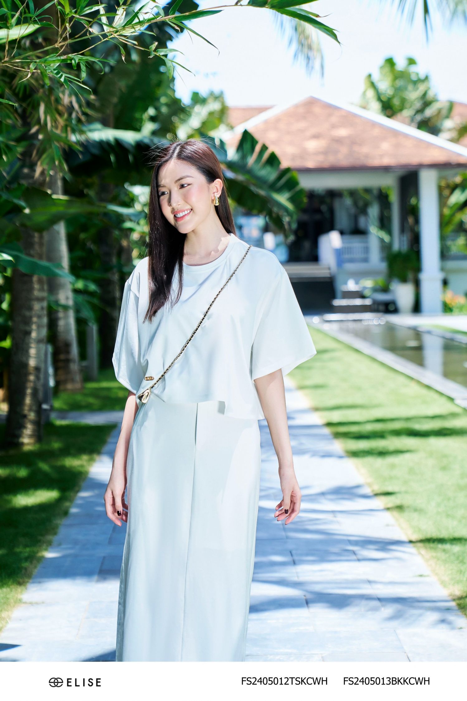 CHÂN VÁY TRẮNG X-NEON XẺ SAU