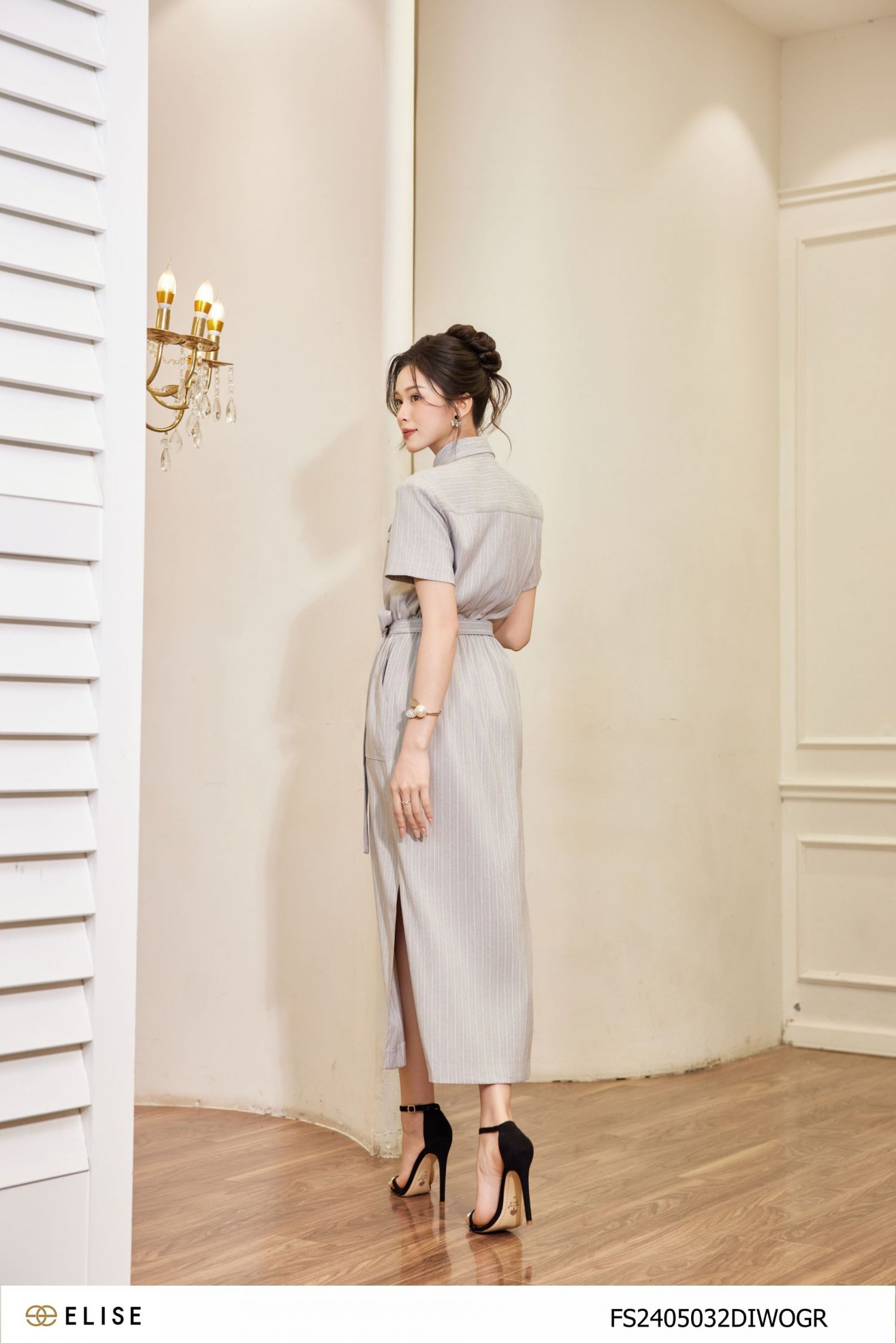 ĐẦM GHI NHẠT KẺ TRẮNG NẮP TÚI NGỰC