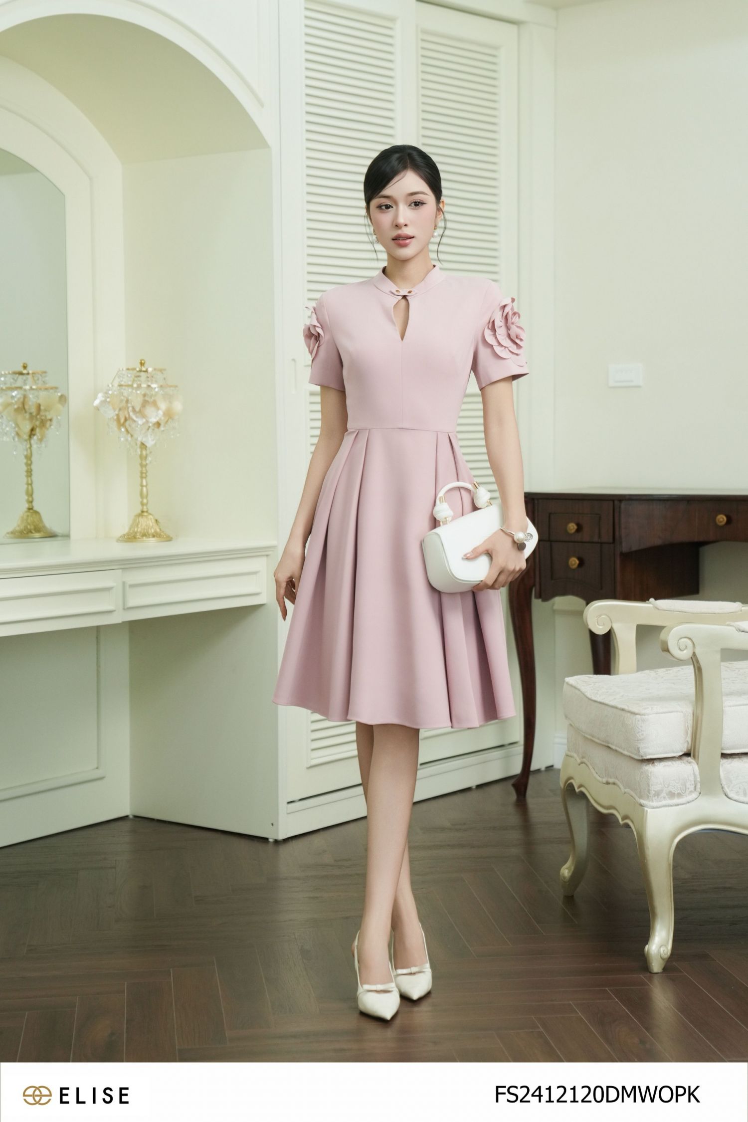 ĐẦM HỒNG XÒE XẾP LY TAY HOA